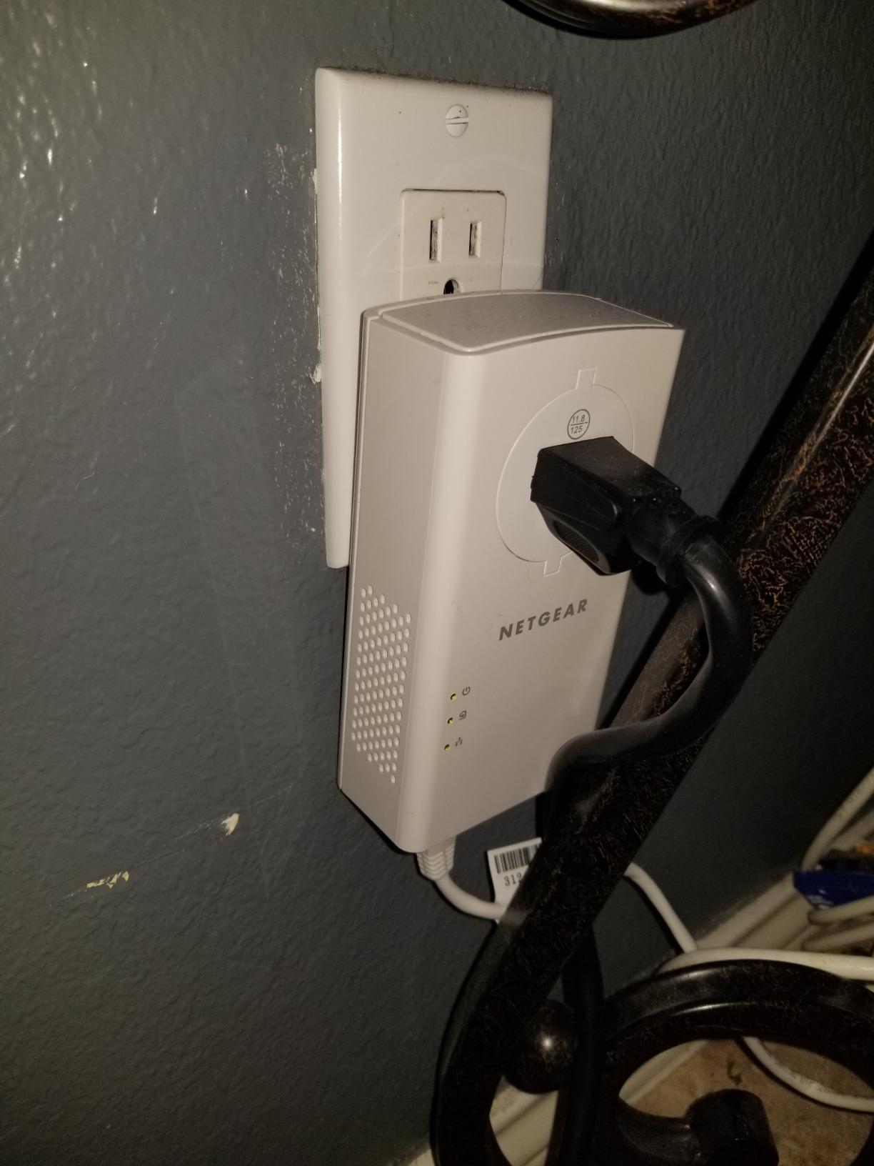 NETGEAR Powerline Adapter Kit, 2000 Mbps Wall-Plug, 2 Gigabit Ethernet Ports with Passthrough + Extra Outlet (PLP2000-100PAS), uses Your existing Internet Service via Household Wiring customer photo 2