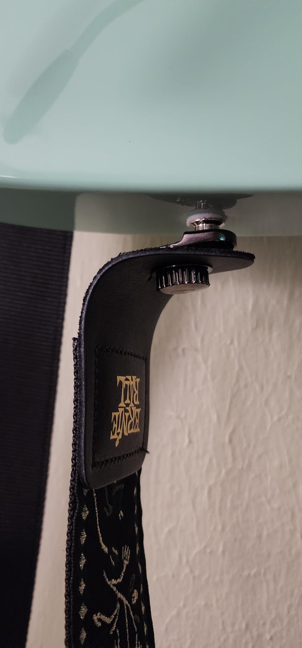 Planet Waves D'Addario Universal Strap Lock System - Nickel customer photo 1