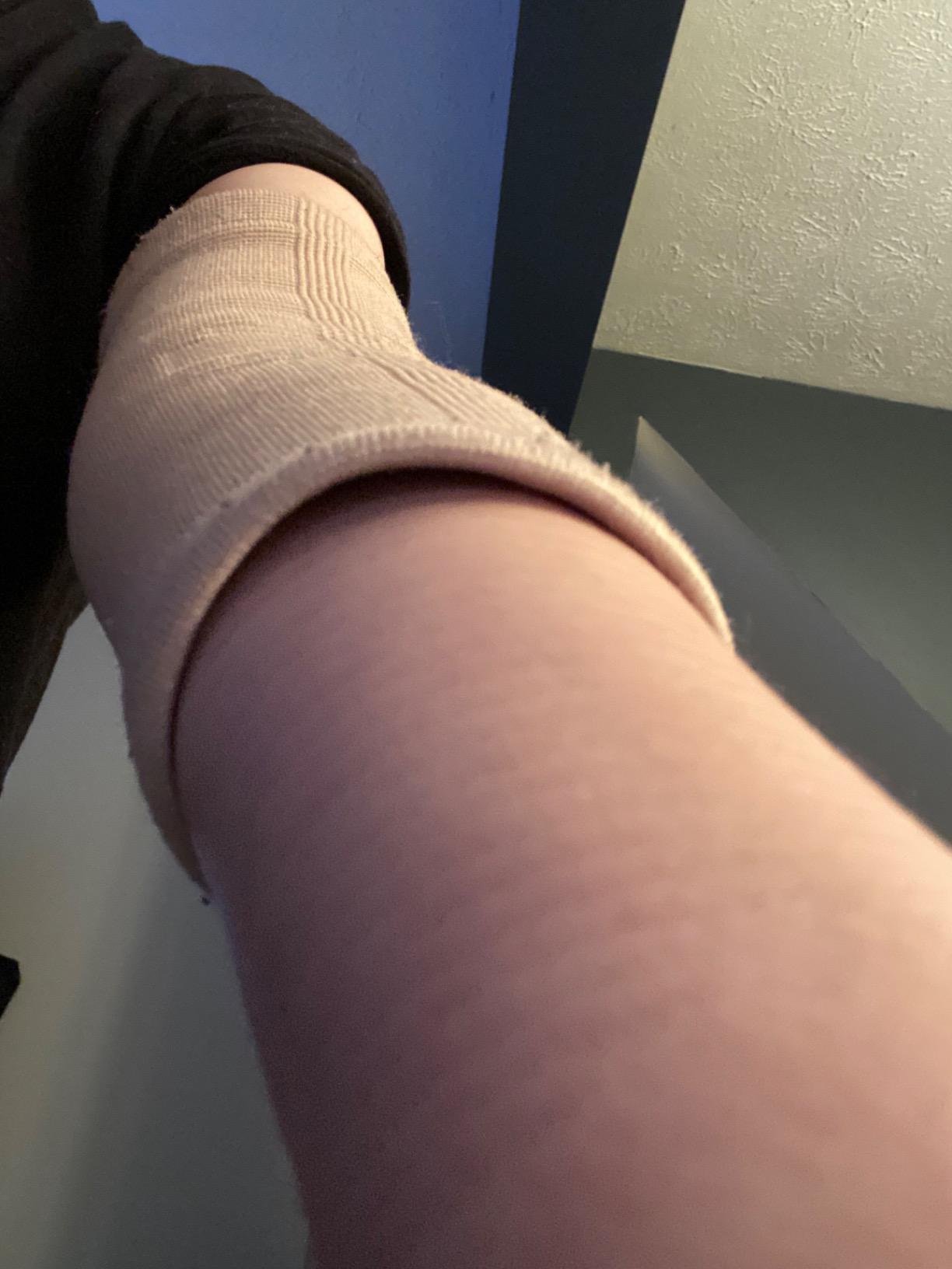 Elbow Brace for Women & Men (Pair) - Elbow Compression Sleeve for Tendonitis, Tennis Elbow & Golfers Elbow - Arm & Elbow Support for Arthritis, Bursitis, Weightlifting & Pain Relief customer photo 1