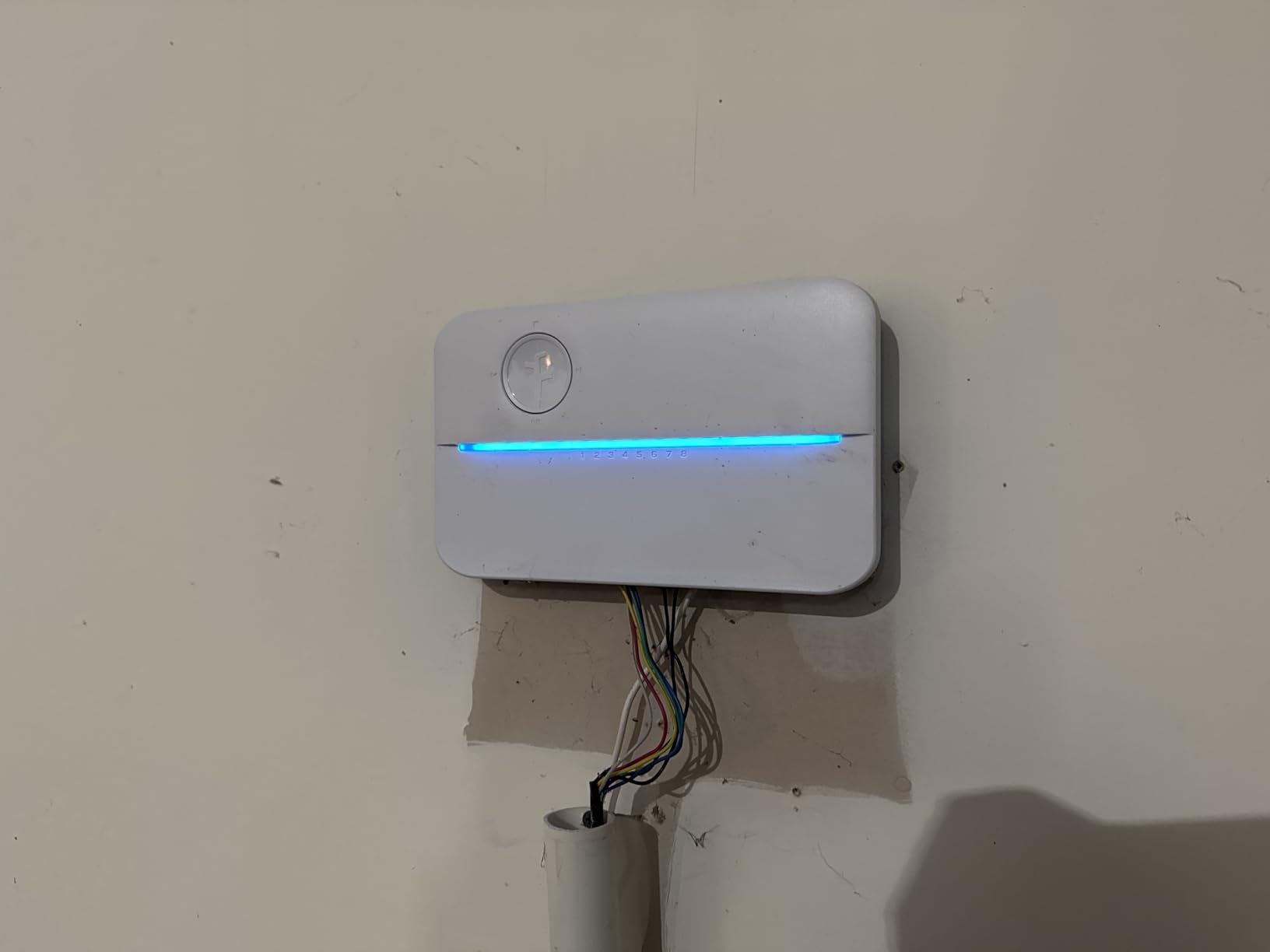 Rachio 3: 8 Zone Smart Sprinkler Controller (Simple Automated Scheduling + Local Weather Intelligence. Save Water w/ Rain, Freeze & Wind Skip), App Enabled, Works w/ Alexa, Fast & Easy Install customer photo 1