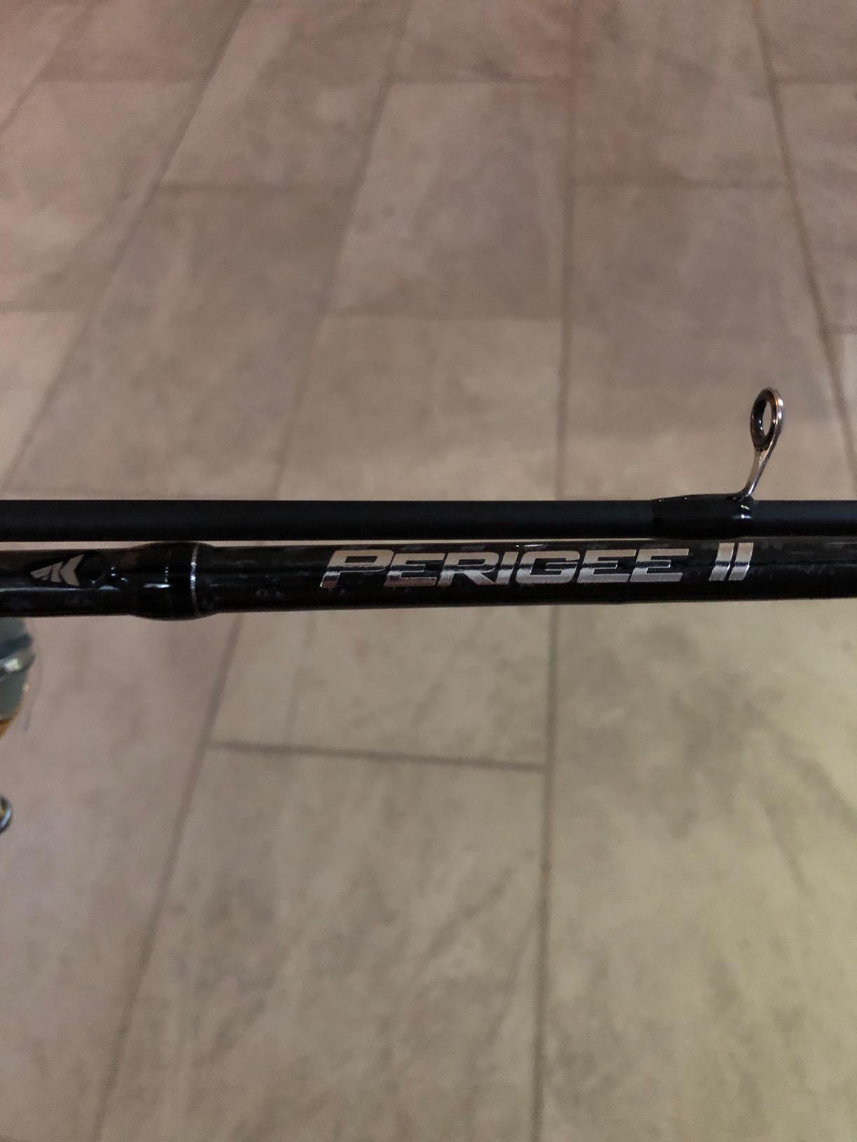 KastKing Perigee II Spinning & Casting Fishing Rods, Fuji O-Ring Line Guides, 24 Ton Carbon Fiber Casting and Spinning Rods - Two Pieces,Twin-Tip Rods customer photo 1