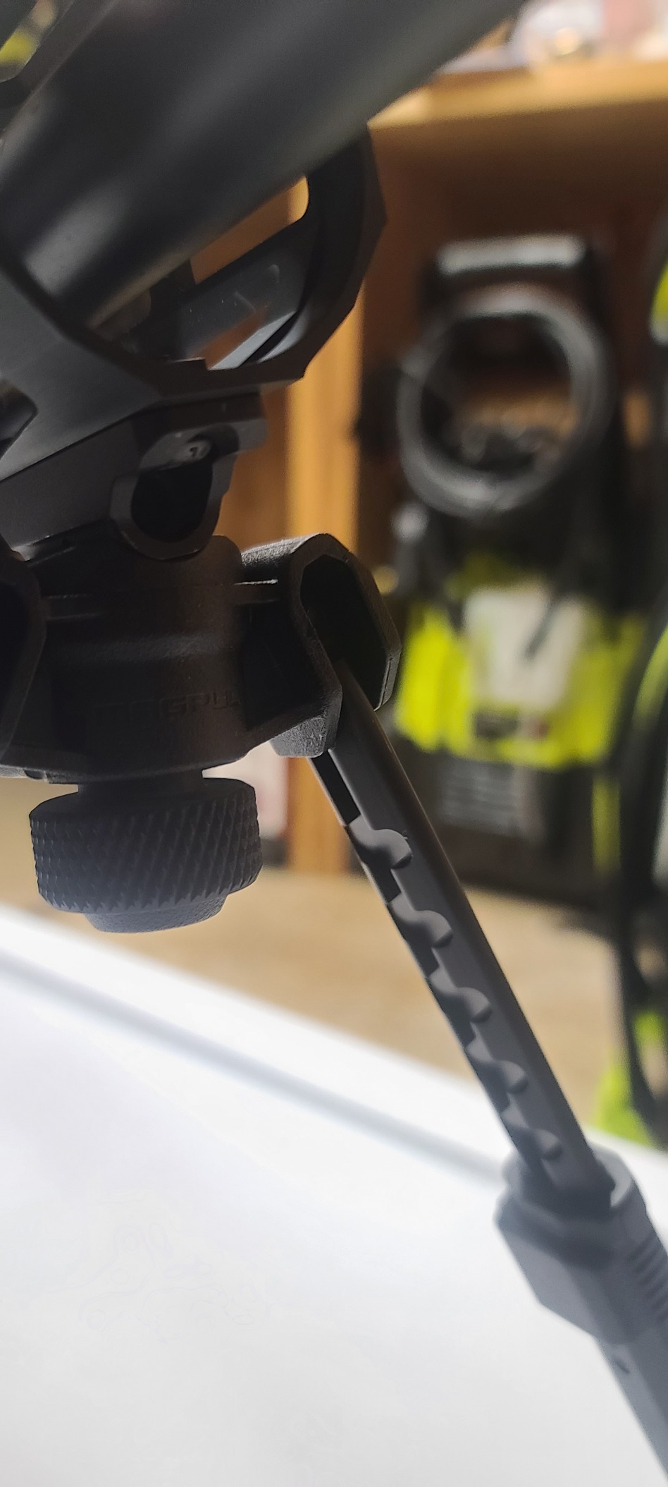 Magpul Rifle Bipod Gun Rest for Hunting and Shooting customer photo 1