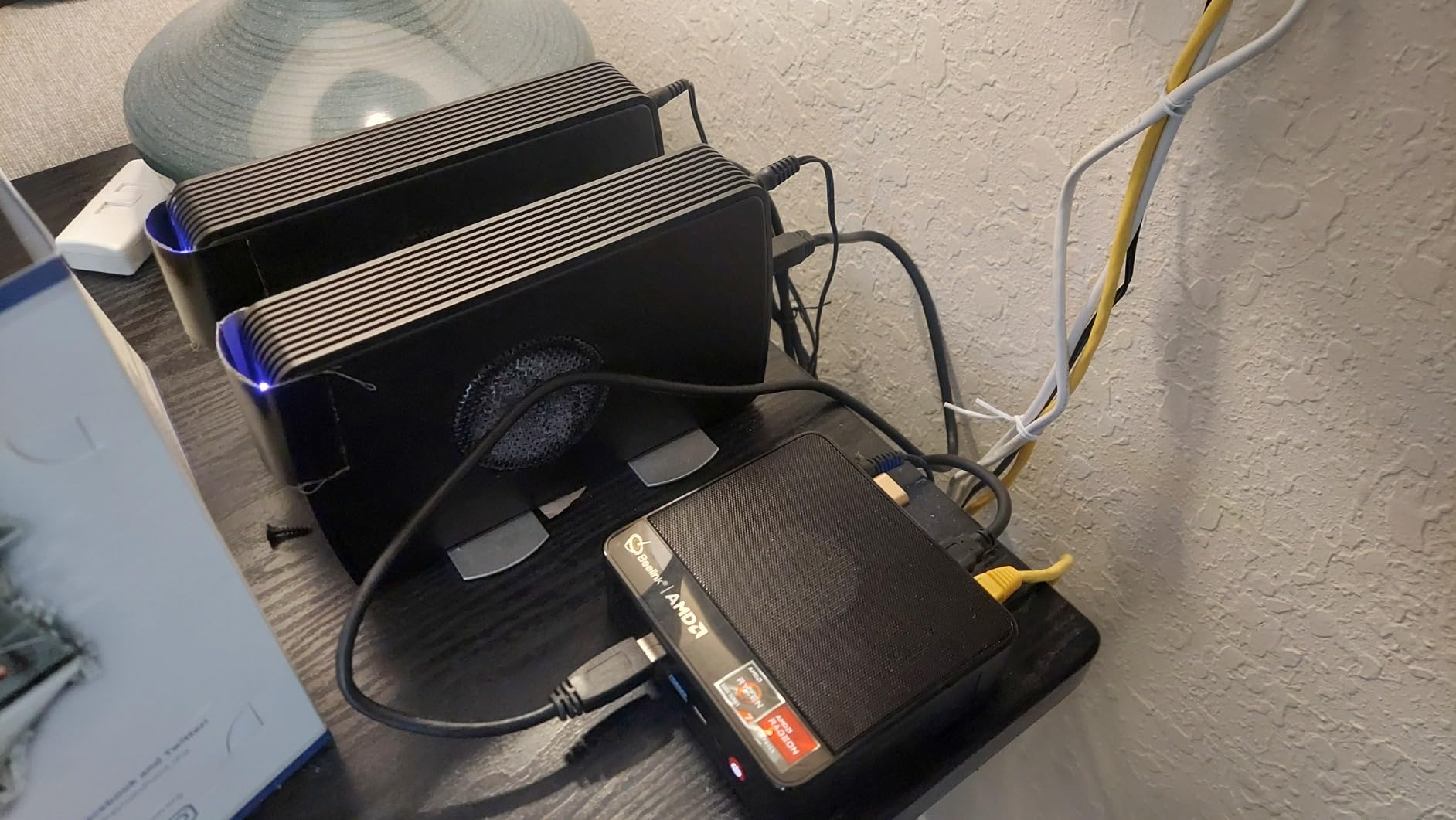 Seagate IronWolf 4TB NAS Internal Hard Drive HDD - CMR 3.5 Inch SATA 6Gb/s 5900 RPM 64MB Cache for RAID Network Attached Storage - Frustration Free Packaging (ST4000VNZ08) customer photo 1