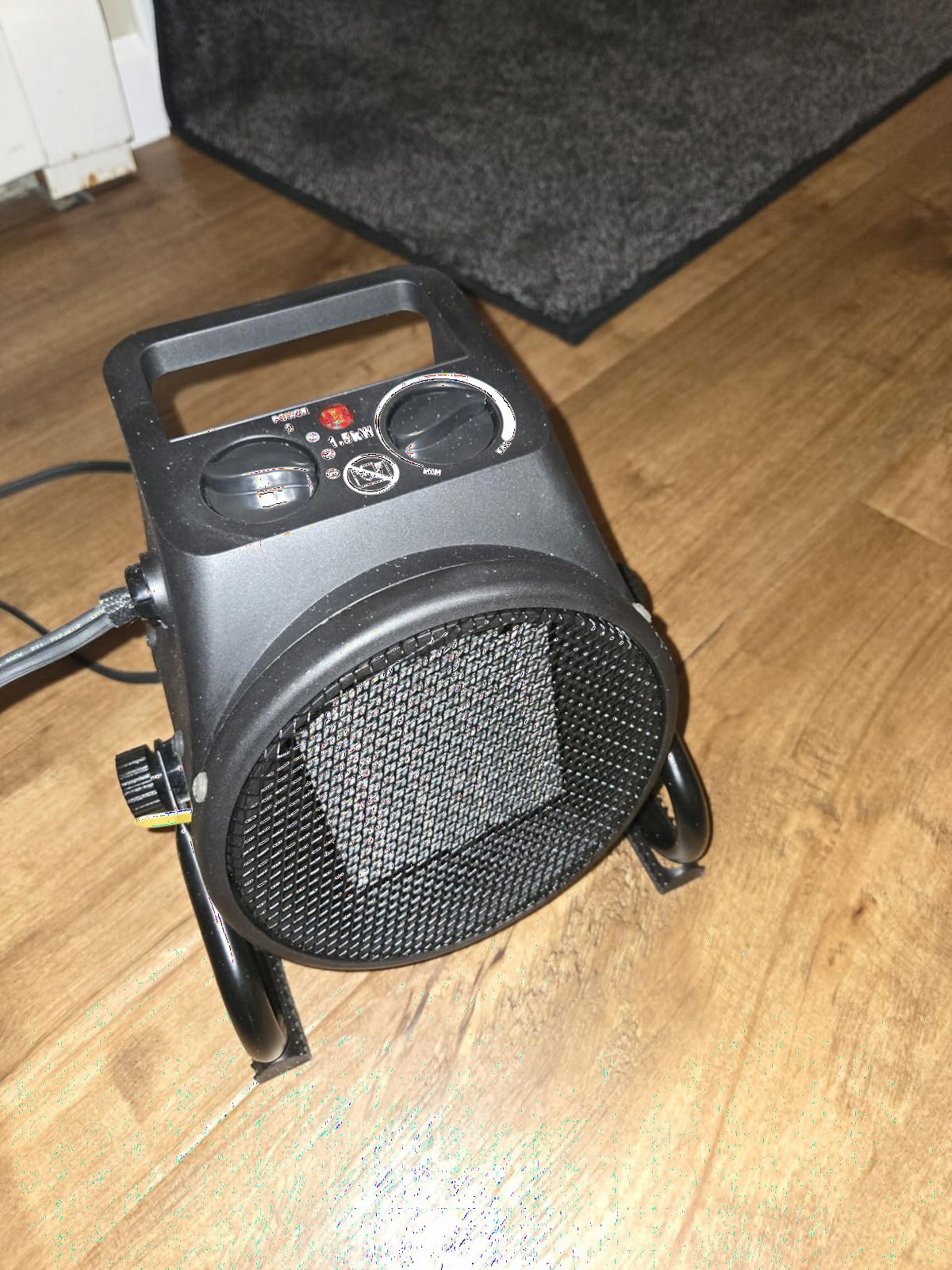 Dura Heat EUH1465 Electric Forced Air Heater with Pivoting Base 5,120 BTU, Yellow | Electric Garage Heater, Ceramic Heating Element, Steel Body, Thermostat, Heats up to 250 sq ft, Safety Shut Off, Greenhouse customer photo 1