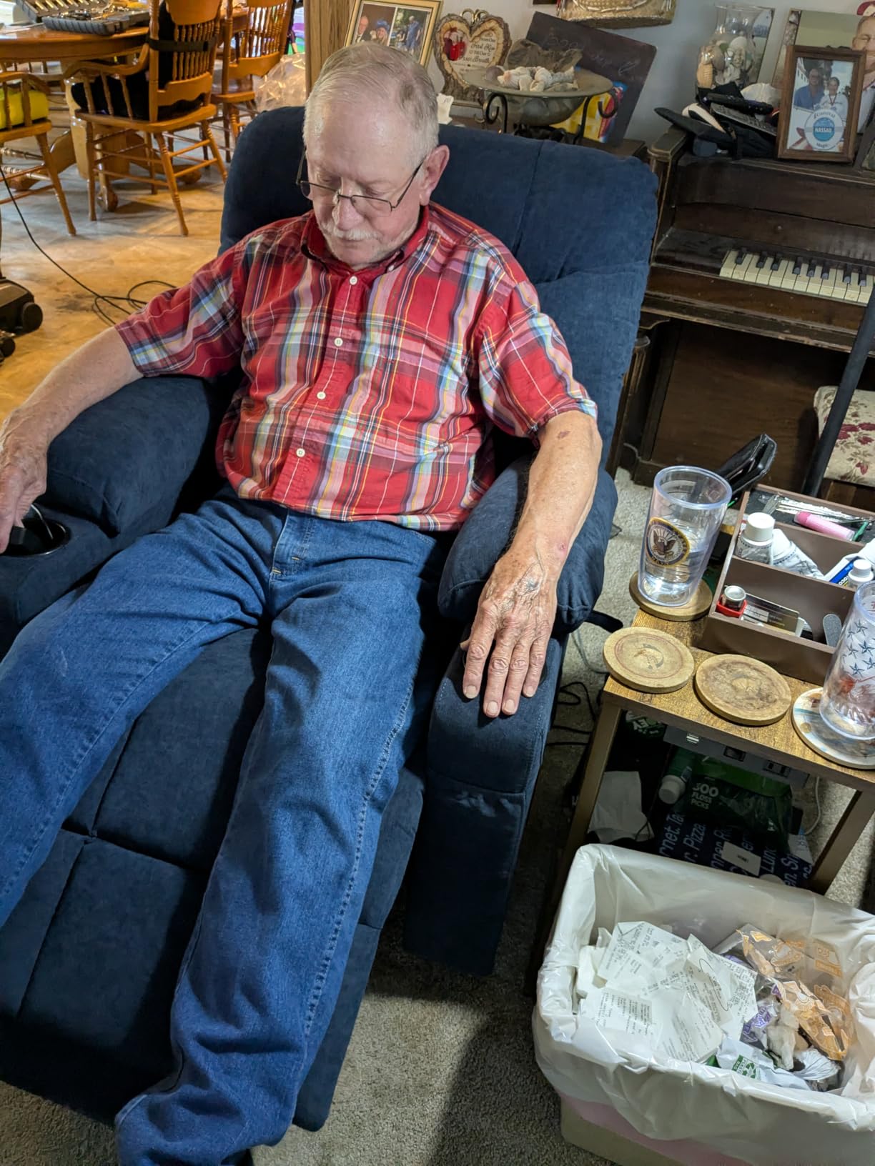 MCombo Power Lift Recliner Chair with Extended Footrest for Elderly People, Fabric 7287 (Brown, Medium) customer photo 2