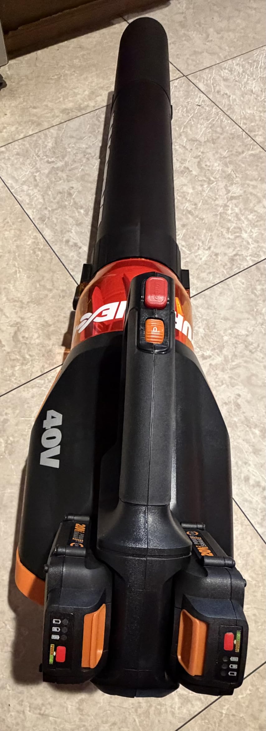 WORX Cordless Leaf Blower, Electric Blower for Lawn Care with Brushless Motor, 2 × 2.5 Ah Batteries & Charger Included, WG584 customer photo 1