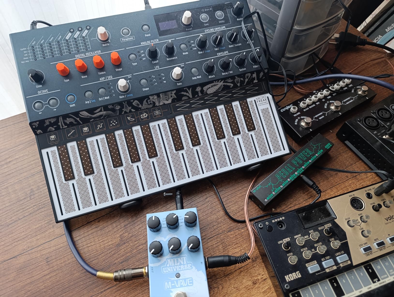 Arturia - MicroFreak Synthesizer Keyboard - 25-Key Hybrid Synth with PCB Keyboard, Wavetable & Digital Oscillators, Analog Filters customer photo 1