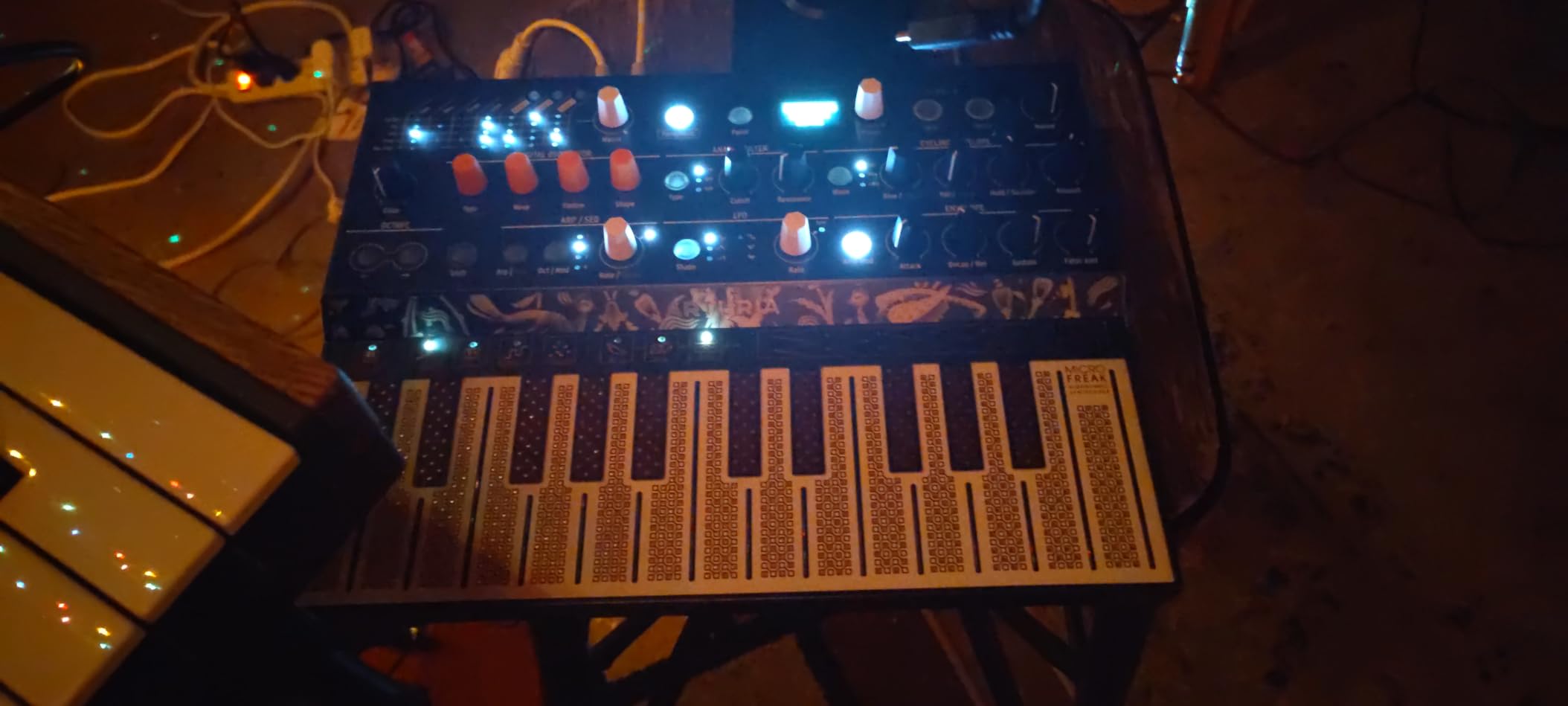 Arturia - MicroFreak Synthesizer Keyboard - 25-Key Hybrid Synth with PCB Keyboard, Wavetable & Digital Oscillators, Analog Filters customer photo 2