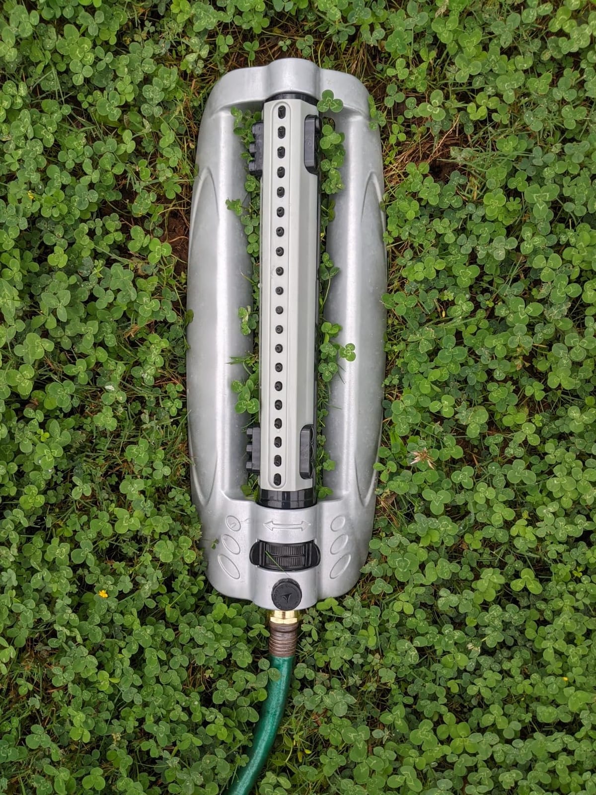Rocky Mountain Goods Metal Oscillating Lawn Sprinkler - Rust-Proof Aluminum Base - 4,100 Sq. Ft. Coverage - Easy Adjust Range Control - Built-in Spray Jet Cleaning Needle customer photo 1