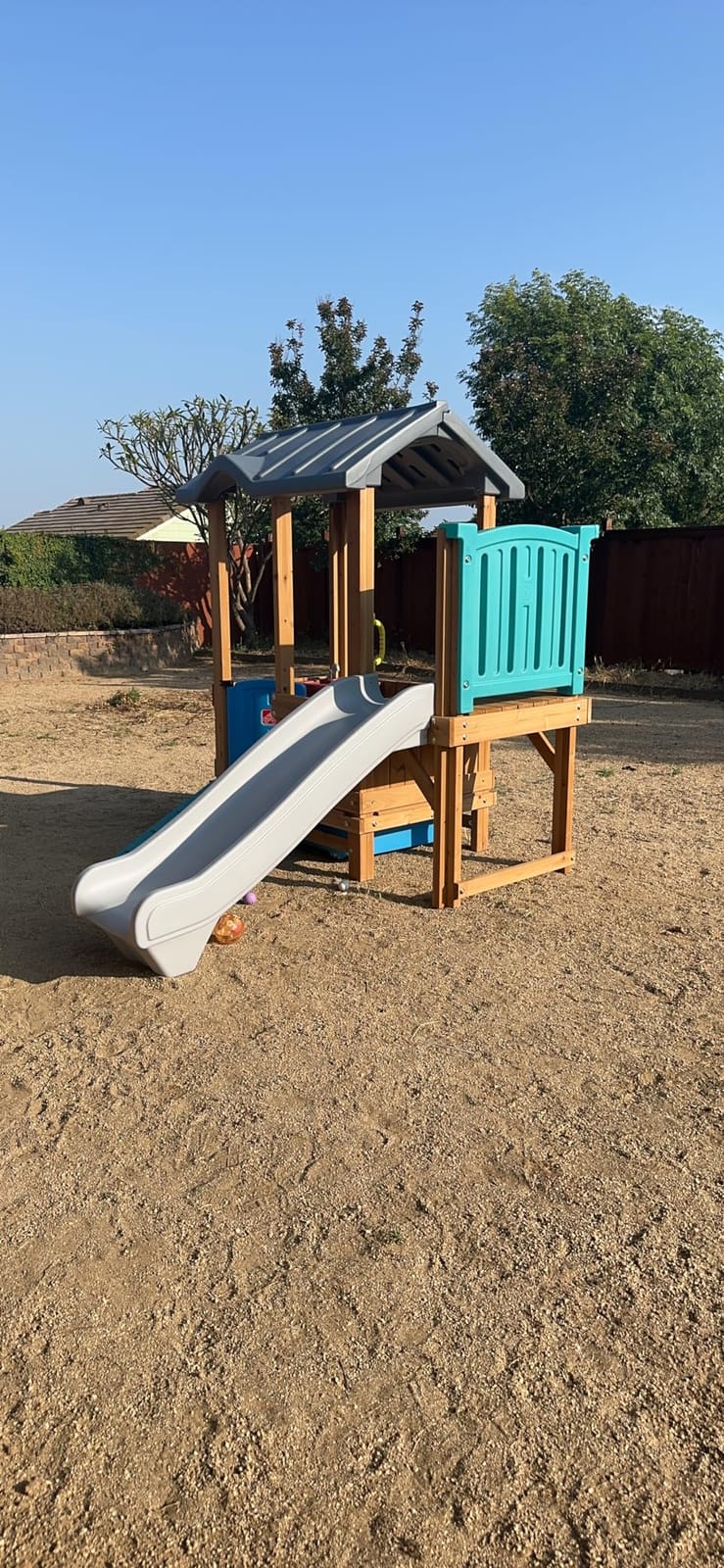 Step2 Woodland Adventure Playhouse & Slide, Kids Outdoor Playset, Backyard Playground Set, Swings, Storage Drawer, Made of Wood & Durable Plastic, Outside Jungle Gym, for Children 3-8 Years Old customer photo 1