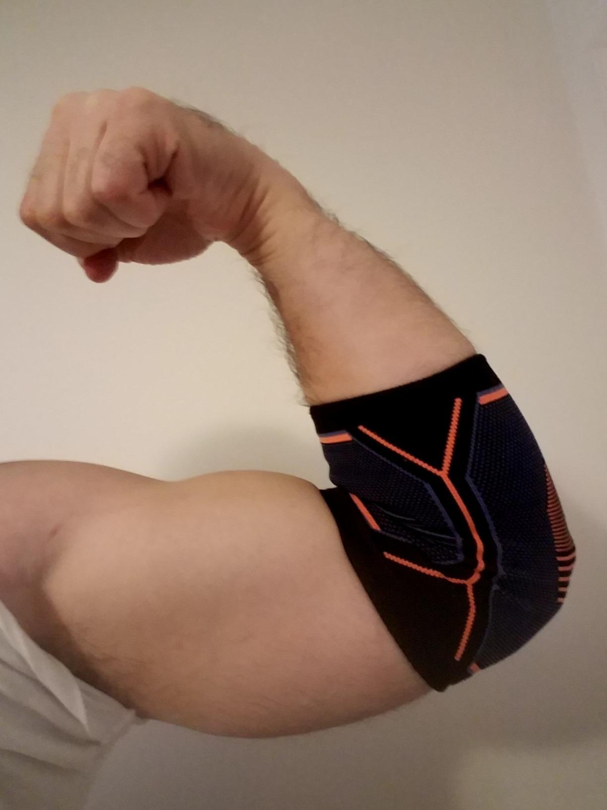 Kunto Fitness Elbow Brace Compression Support Sleeve (Shipped From USA) for Tendonitis, Tennis Elbow, Golf Elbow Treatment - Reduce Joint Pain During Any Activity! customer photo 1