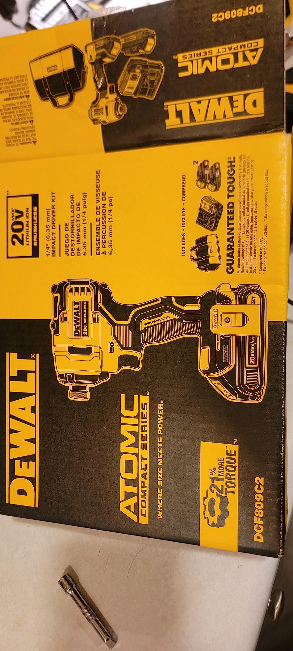 DEWALT ATOMIC 20V MAX Impact Driver, Cordless, Compact Kit, 2 Batteries, 1/4-Inch (DCF809C2) customer photo 2