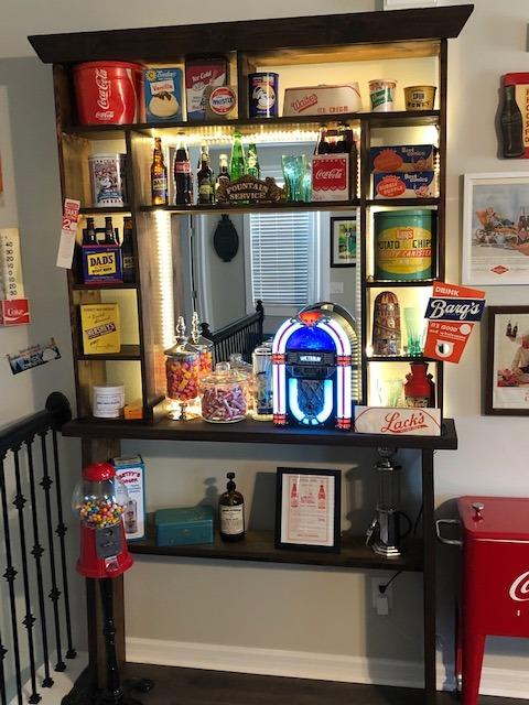 Victrola Redding - Bluetooth Jukebox Speaker with Lightshow - Silver customer photo 1