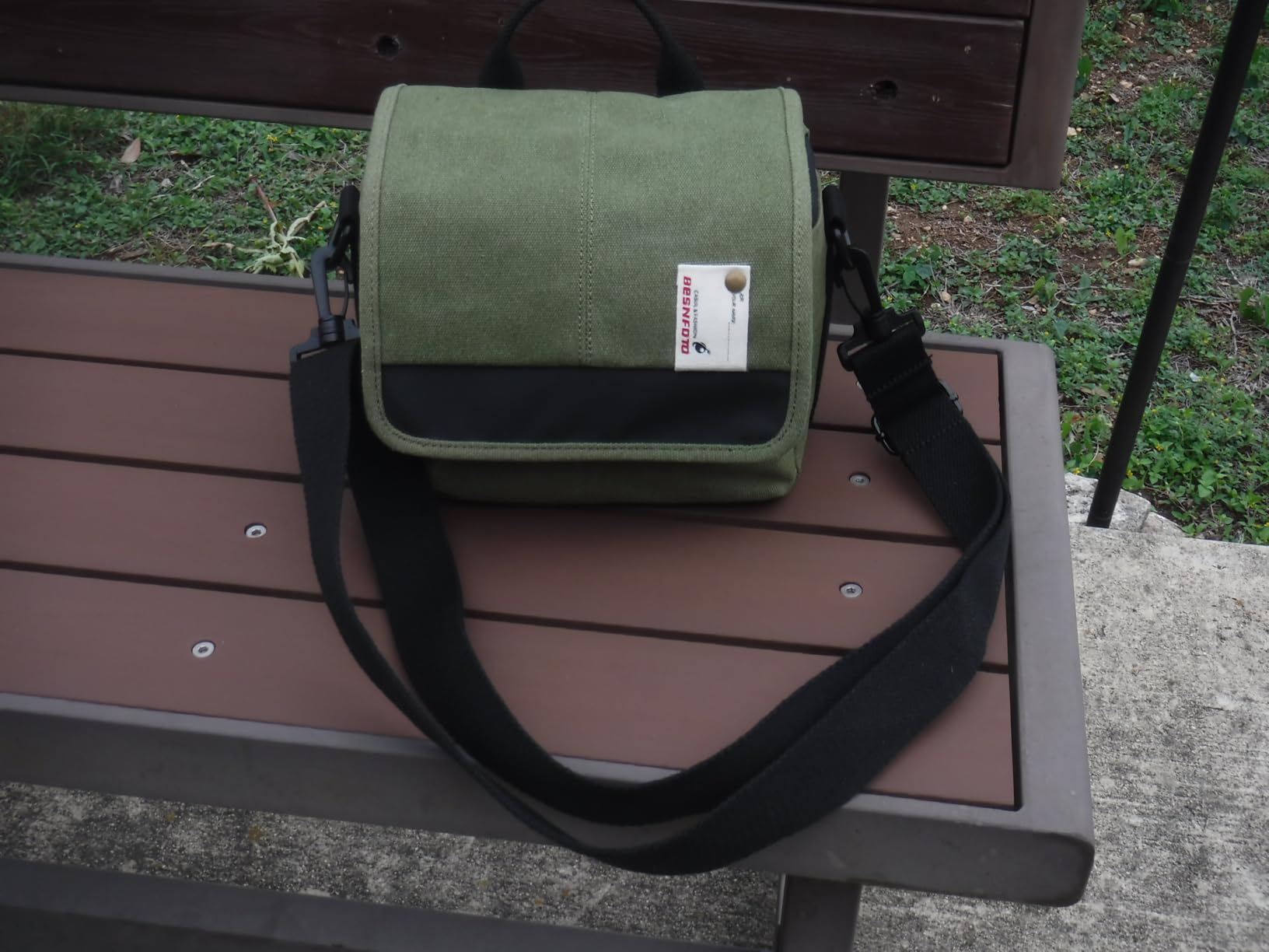 Besnfoto Camera Bag Small Crossbody Camera Shoulder Purse Compact Case | Retro Vintage Canvas Waterproof Sling Shockproof Photography Pouch Insert with Shoulder Strap for DSLR Mirrorless Women Men customer photo 1