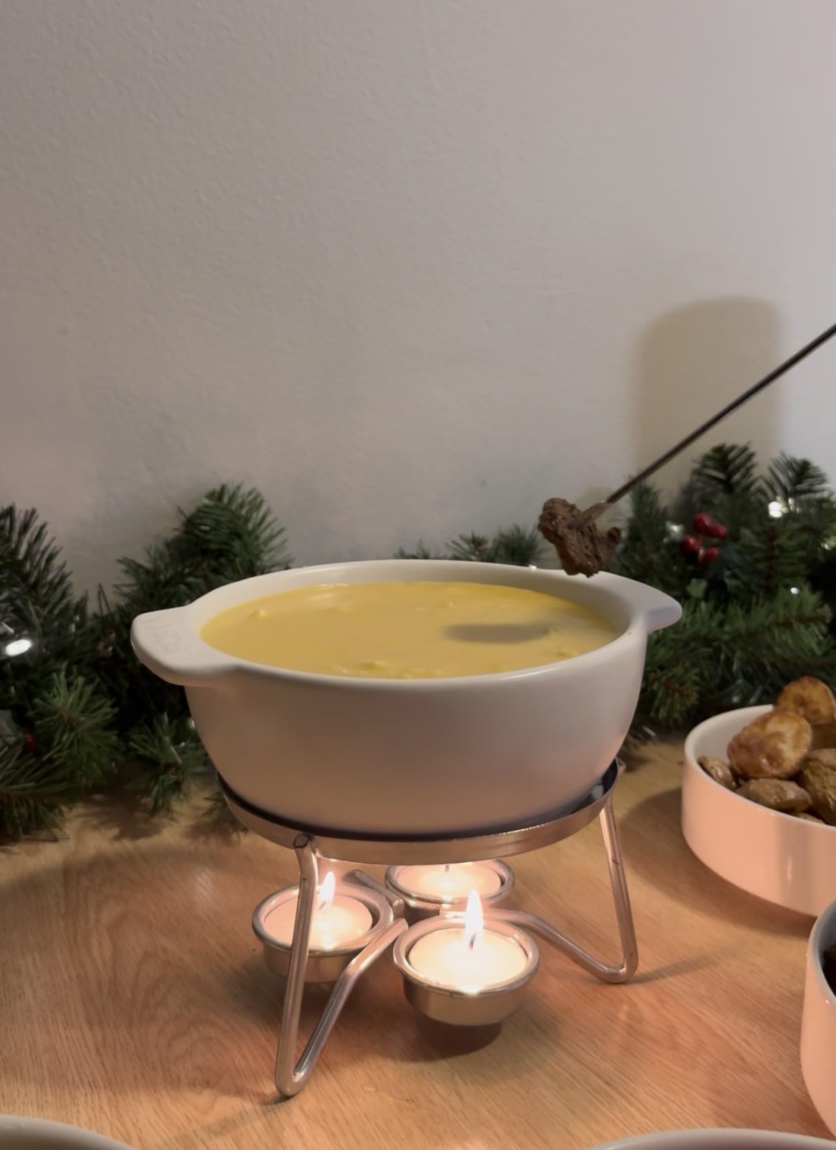 Boska Cheese Fondue Party Set - Fondue Pot Set Microwave Safe Ceramic Hot Pot Chocolate Fountain Snack - Wedding Registry Items Small Kitchen Appliances for up to 4 Persons customer photo 2
