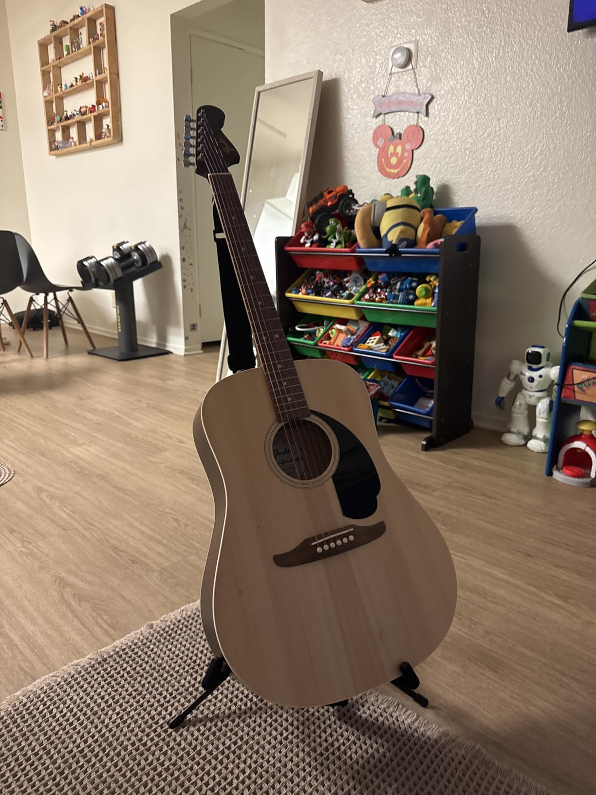 Fender California Debut Redondo Series Acoustic Guitar Pack, Beginner Guitar, 2-Year Warranty, Includes Gig Bag, Stand, and More, Natural customer photo 1