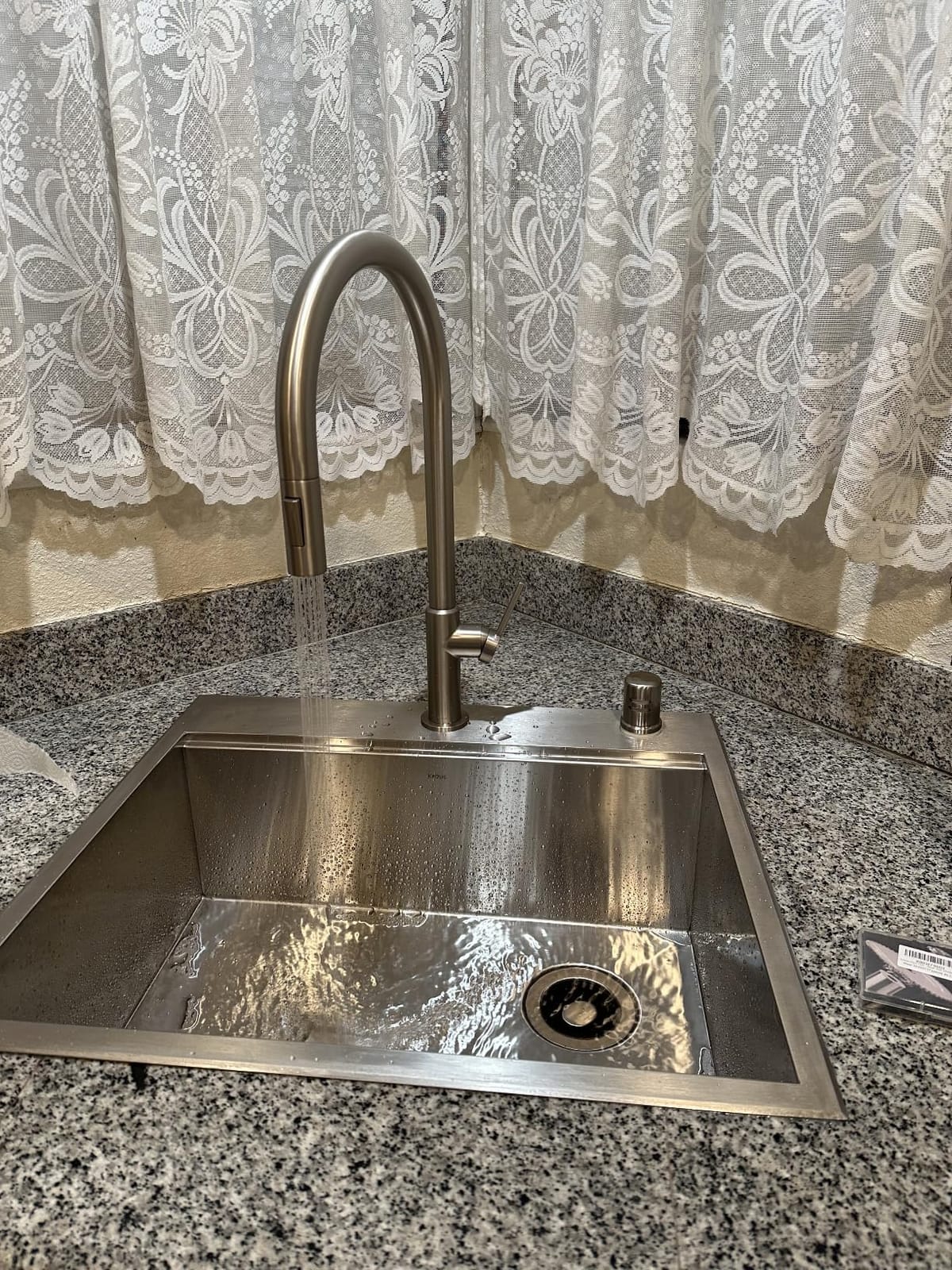 KRAUS Kore 32-Inch Drop In/Undermount Workstation 18 Gauge Single Bowl Stainless Steel Kitchen Sink with Accessories, KWT300-32 customer photo 2