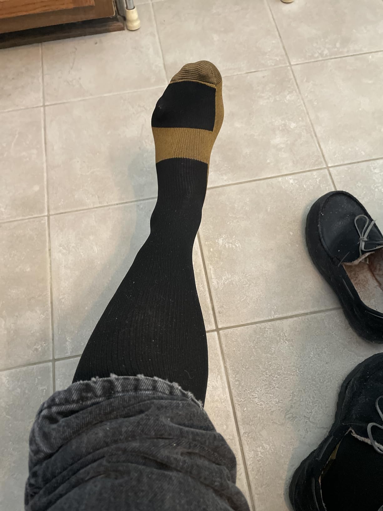 Copper Compression Socks Men & Women 4 Pairs, Best Support for Nurses, Running, Flying, Athletic customer photo 1