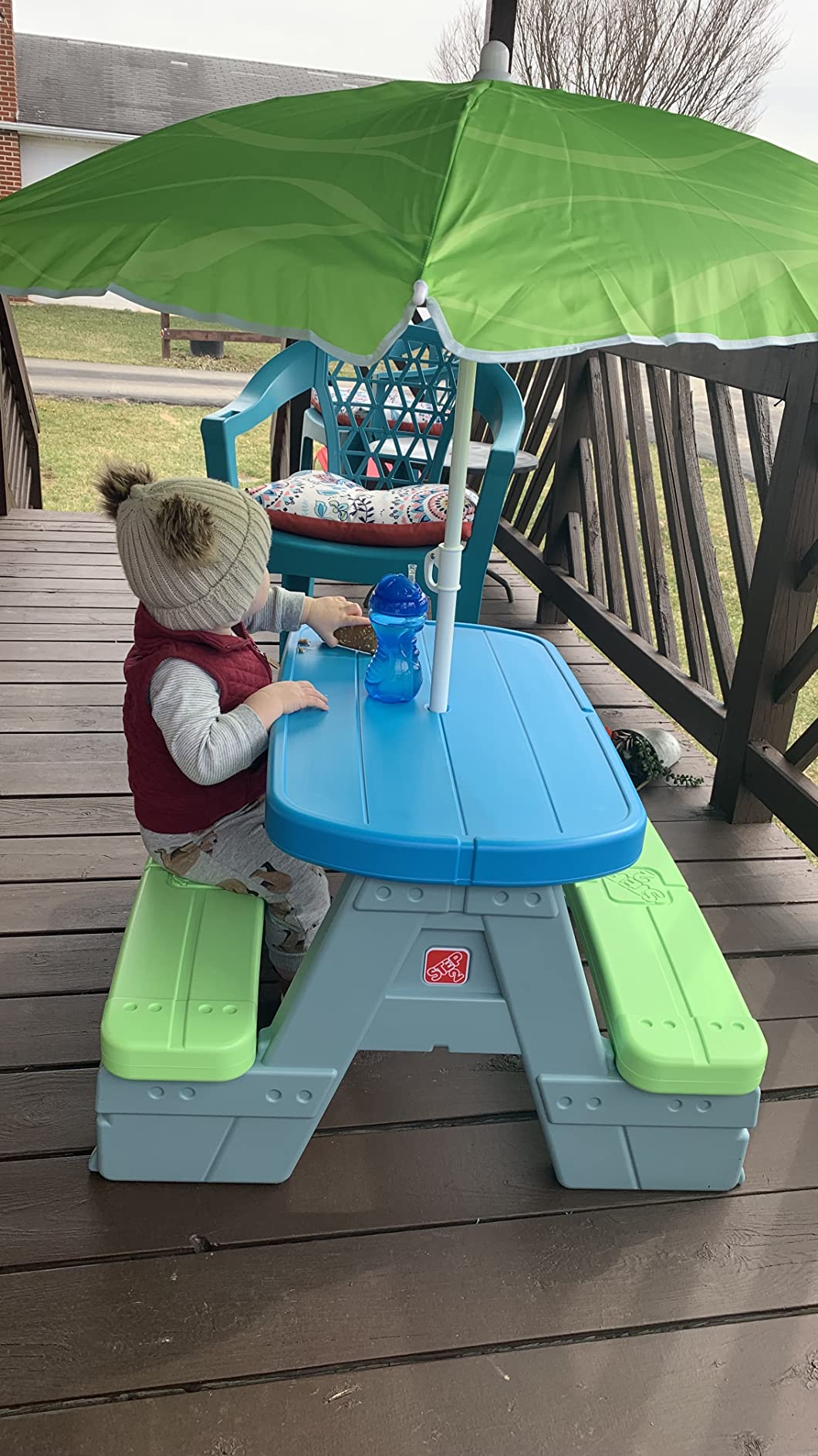 Step2 Sun & Shade Kids Picnic Table with Removeable Umbrella, Indoor/Outdoor Toys, Fits 4 Children, Made of Durable Plastic, For Toddlers 1.5-4 Years Old customer photo 1