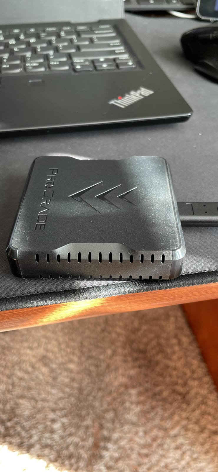 CFexpress Type B and SD UHS-II Dual-Slot Memory Card Reader by ProGrade Digital | USB 3.2 Gen 2 for Professional Filmmakers, Photographers & Content Creators customer photo 1