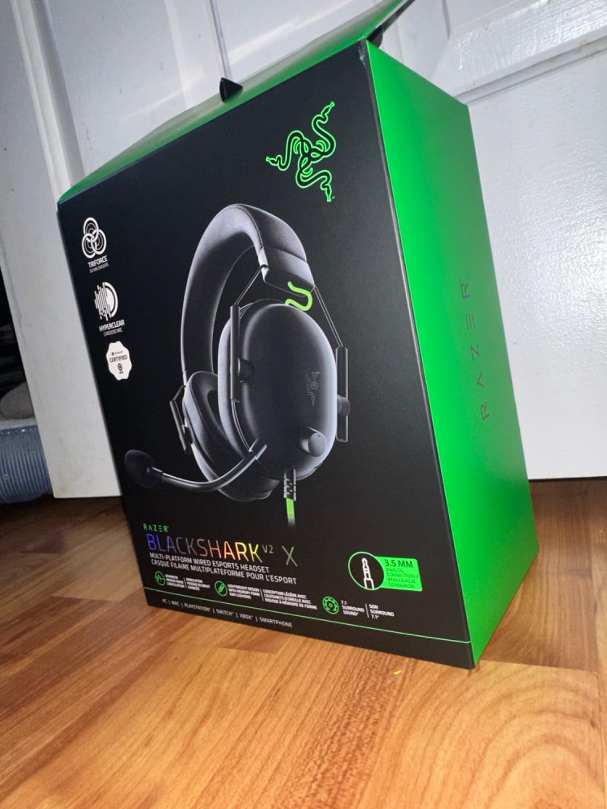 Razer BlackShark V2 X Gaming Headset: 7.1 Surround Sound - 50mm Drivers - Memory Foam Cushion - For PC, PS4, PS5, Switch - 3.5mm Audio Jack - Black customer photo 1