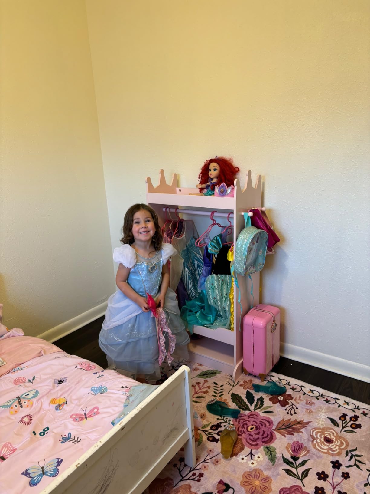 UTEX Kids Dress up Storage with Crown-Shaped Top and Mirror, Open Hanging Armoire Closet, Kids Wardrobe Closet, Wide Feet, Safety Acrylic Mirror, Water-based Paint customer photo 1
