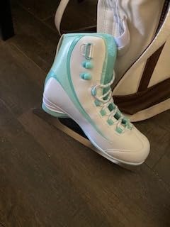 Riedell Soar Recreational Ice Skates for Men and Women | Plush Padded Lining, PVC Soles, Smooth Stainless Steel Blades, 3M Thinsulate Insulation, Light Support customer photo 1