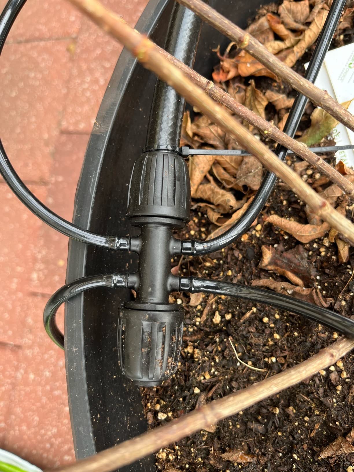 MIXC Greenhouse Micro Drip Irrigation Kit Automatic Irrigation System Patio Misting Plant Watering System with 1/4 inch 1/2 inch Irrigation Tubing Hose Adjustable Nozzle Emitters Barbed Fittings customer photo 1