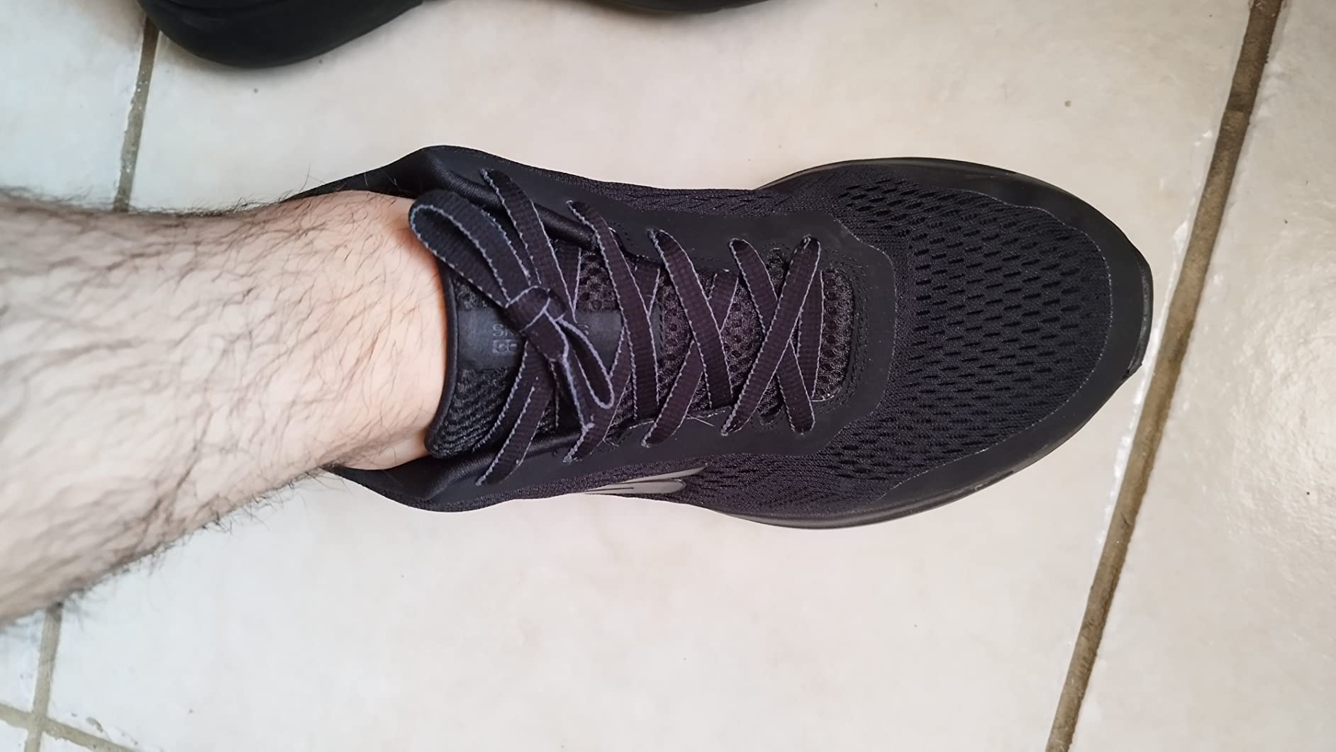 Skechers Men's Go Walk Arch Fit Mesh Lace-Up | Arch Fit Removable Insole, Ultra Go Cushioning, Comfort Pillar Technology, Breathable Mesh Upper, Machine Washable customer photo 1