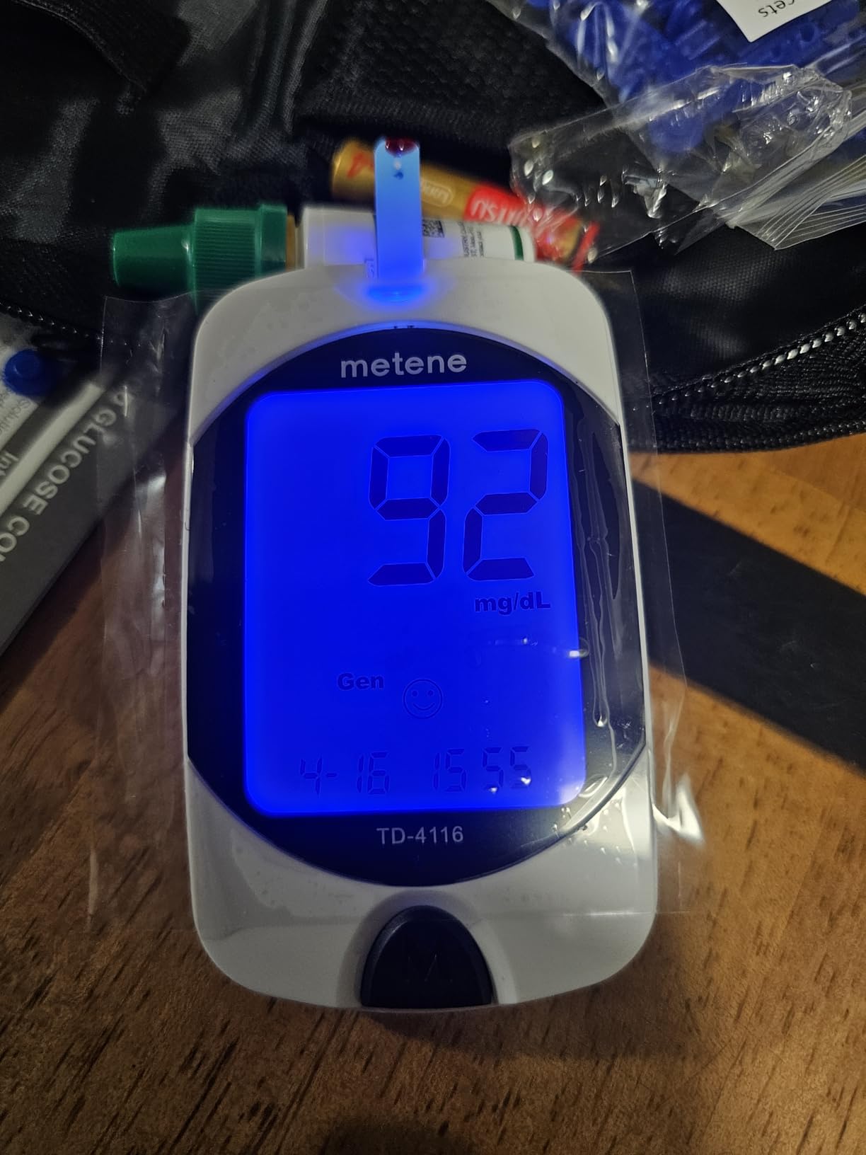 Metene TD-4116 Blood Glucose Monitor Kit, 100 Glucometer Strips, No Coding | 100 Lancets & Control Solution & Lancing Device, Blood Sugar Monitor Large Display , Blood Sugar Test Kit for Home Use customer photo 2