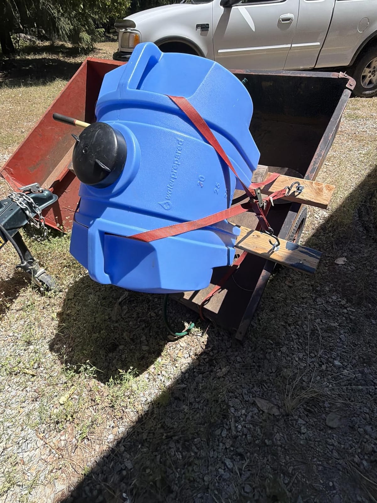 WaterPrepared 35 Gallon Portable Utility Water Tank, Blue customer photo 1