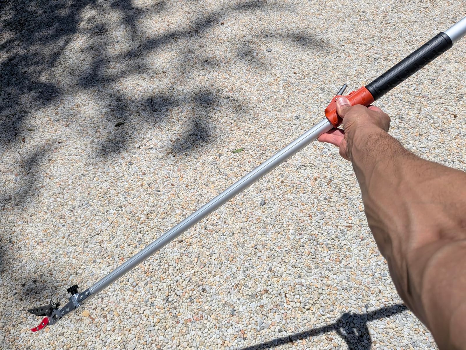 GARTOL Pruner for Garden, Cut Upto 1 Inch & Hold Telescopic Pole Pruner, Fruit Picker with Rotating Blade Head, Lightweight Aluminum Extendable Handle for Tree Branch Cutter, 3.67-5.45 FT, Silver customer photo 2