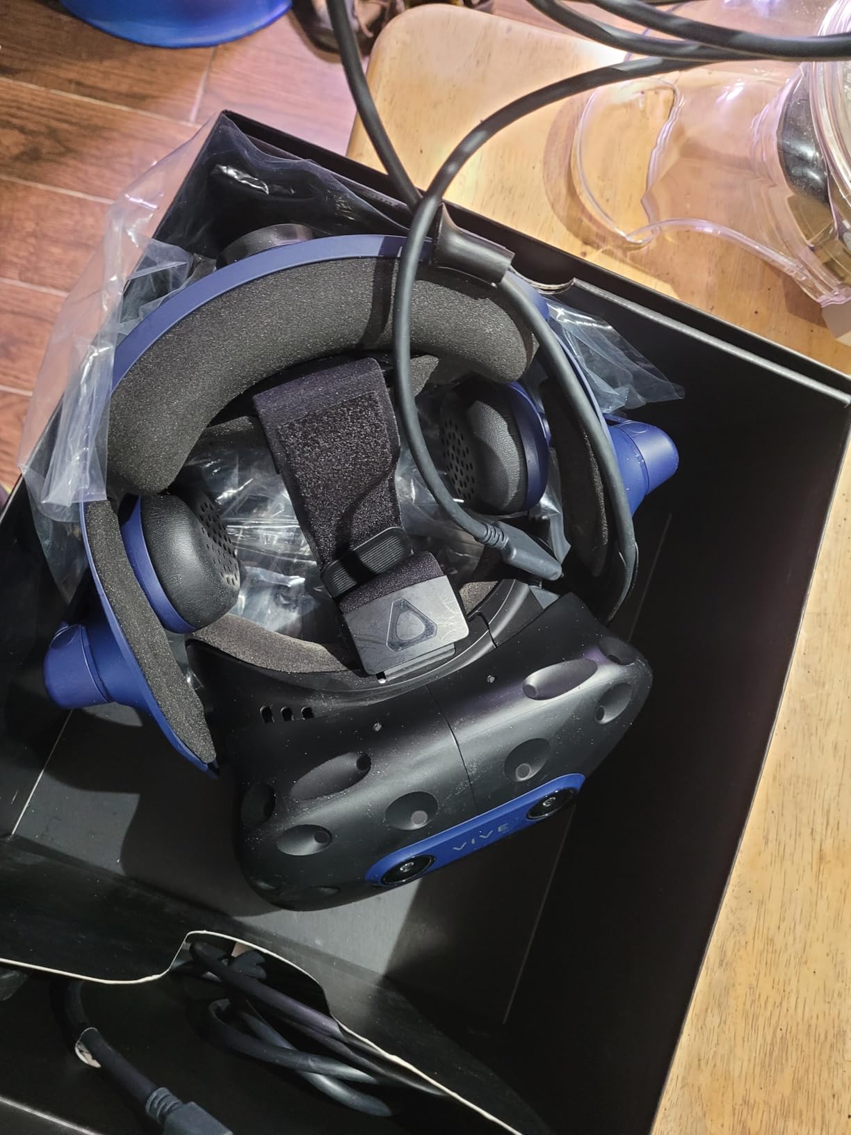 HTC Vive Pro 2 Headset Only customer photo 1