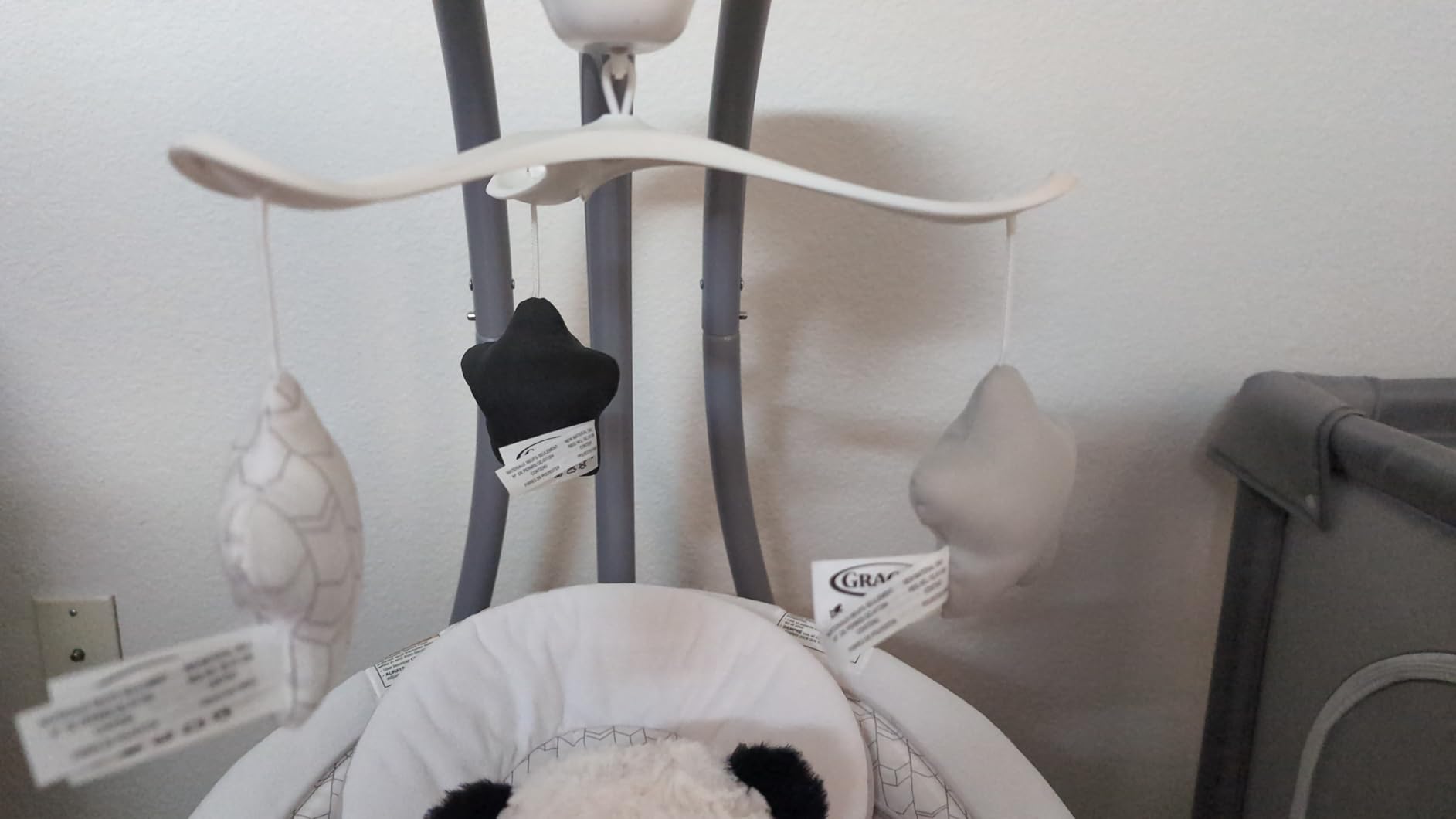 Graco DuetConnect LX Portable Baby Swing and Bouncer, Multi-Direction Baby Bouncer Seat, Multiple Swing Speeds, Great Gift for New Parents, Redmond customer photo 2