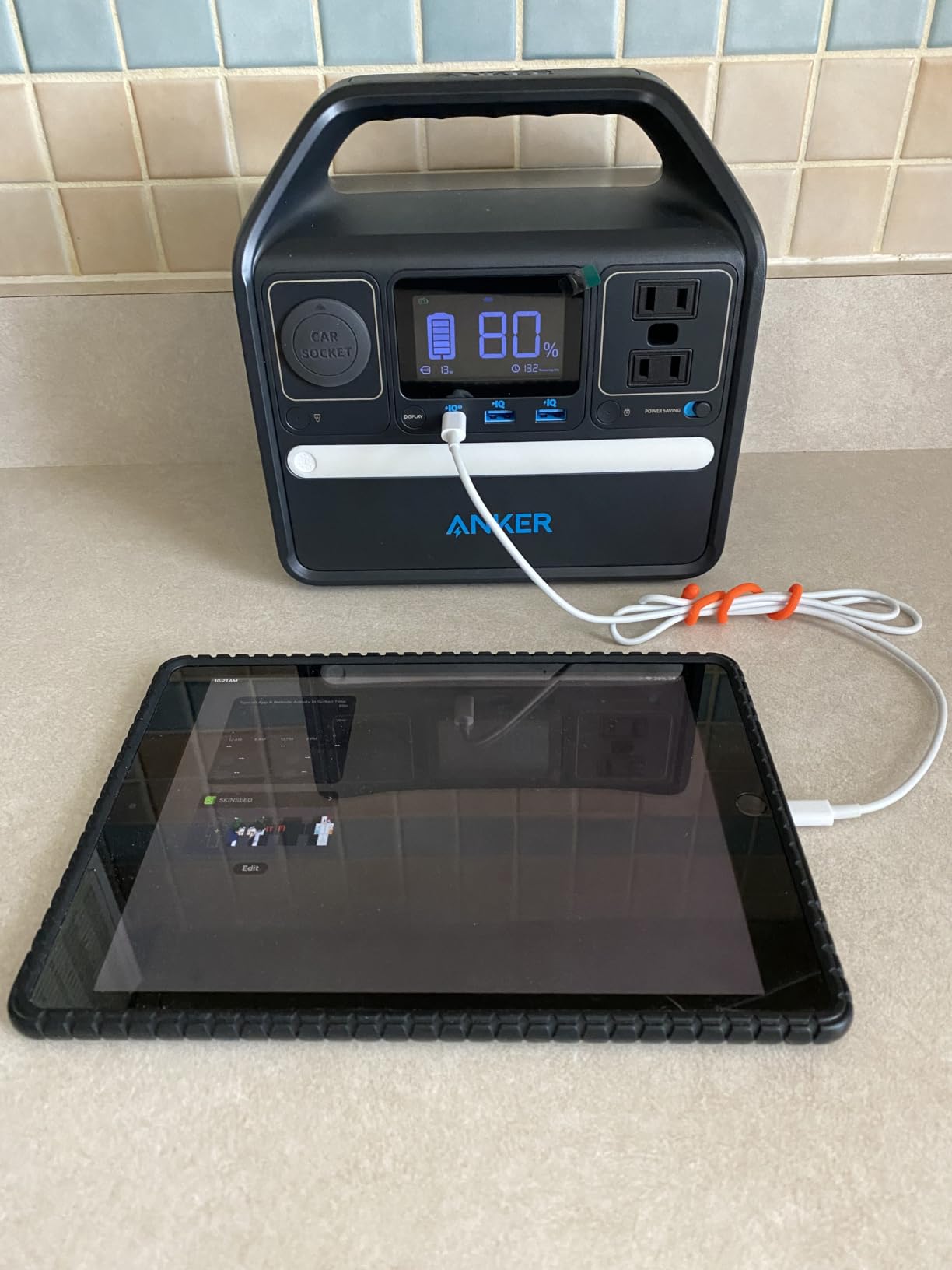Anker 521 Portable Power Station Upgraded with LiFePO4 Battery, 256Wh 6-Port PowerHouse, 300W (Peak 600W) Solar Generator customer photo 1