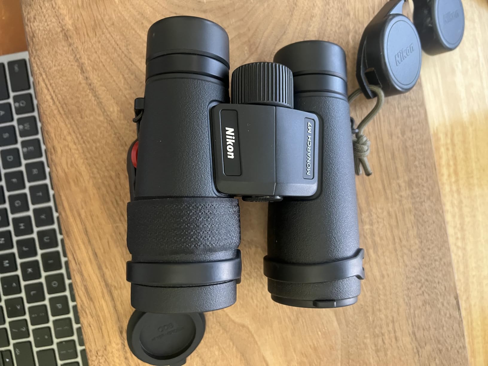 Nikon MONARCH M7 10x42 Binocular |Waterproof, fogproof, rubber-armored Full-Size Binocular with ED glass & wide field of view, oil & water repellent coating & locking diopter |Official Nikon USA Model | Extra-Low Dispersion Glass, Fully Multicoated Optics, Dielectric, Phase-Corrected Roof Prisms, Locking Diopter, Carry Case customer photo 1