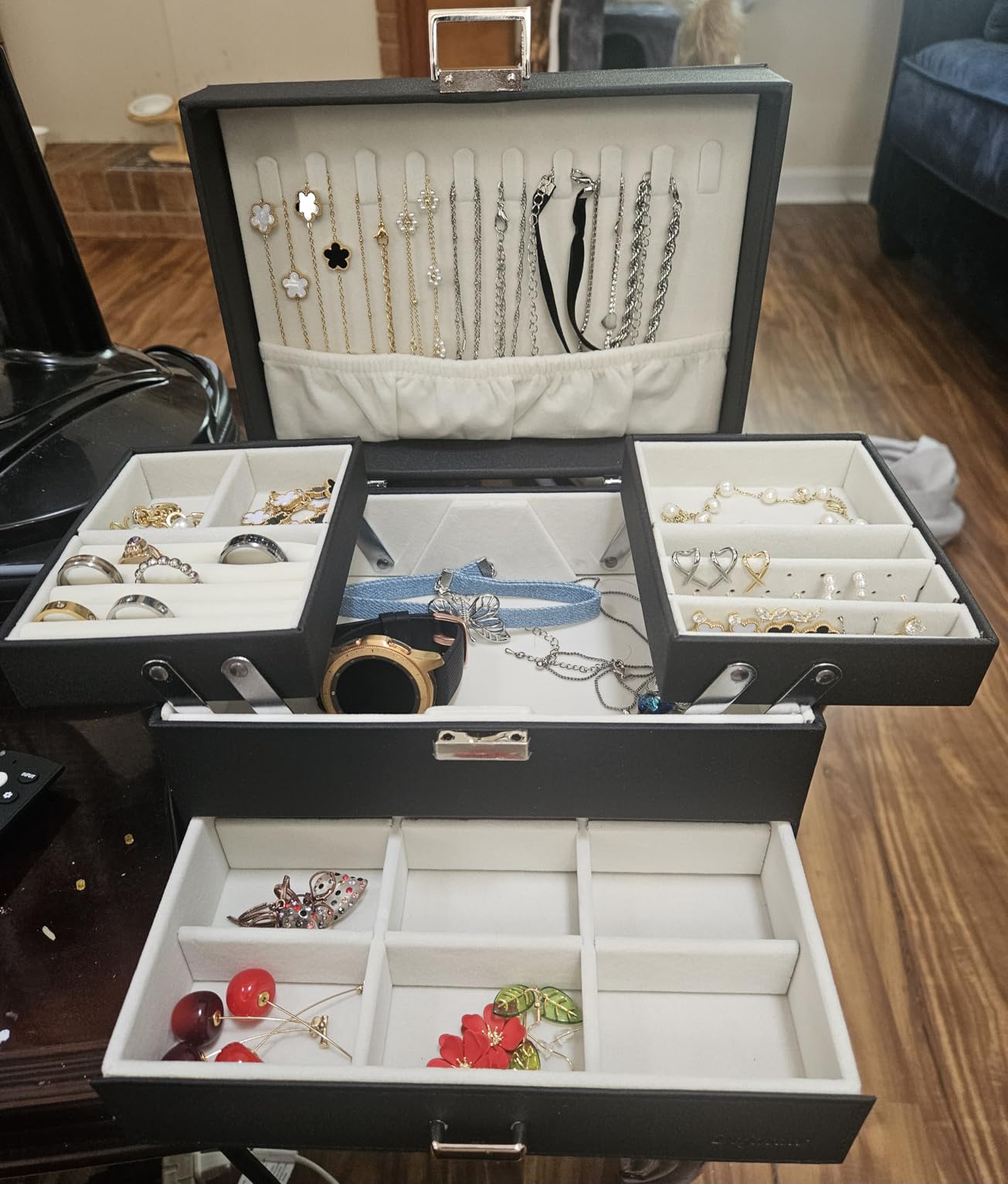 Dajasan Jewelry Organizer Box, Large Jewelry Boxes for Women Girls, Space-Saving 3 Layers Jewelry Storage Case with Drawer, Movable Metal Stand, Modern, Gift Idea (Black) customer photo 1