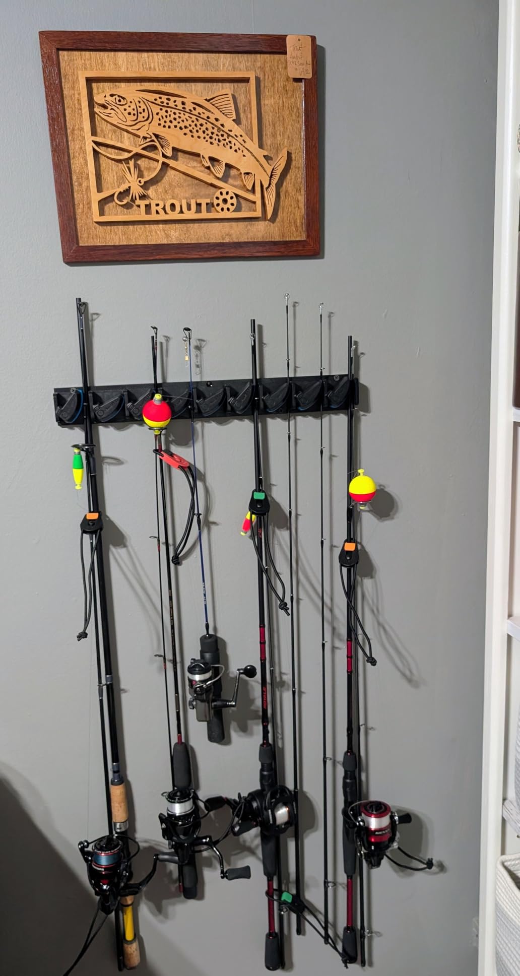 PLUSINNO Vertical Fishing Rod Holder, Wall Mounted Fishing Rod Rack, Fishing Pole Holder Holds Up to 9 Rods or Combos, Fishing Rod Holders for Garage, Fishing Gear and Gifts for Men customer photo 2