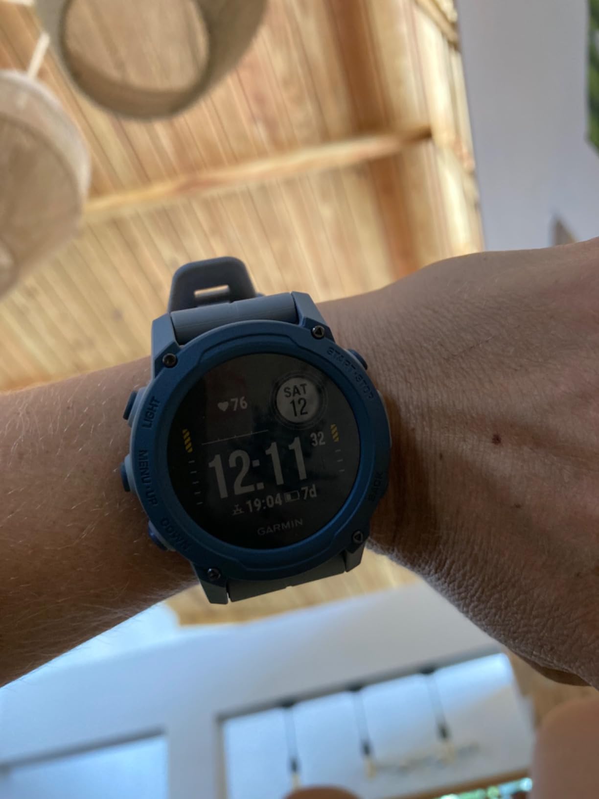 Descent G1, Rugged Dive Computer, Slate Gray | Incident detection customer photo 2