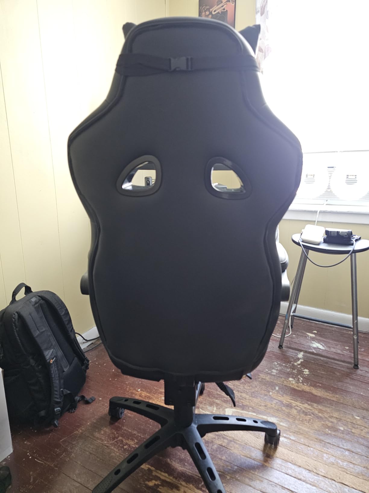RESPAWN 110 Pro Ergonomic Gaming Chair with Footrest and Recline | Ergonomic office chair comfort with footrest, lumbar support & 155° recline for work, gaming and relaxing customer photo 1