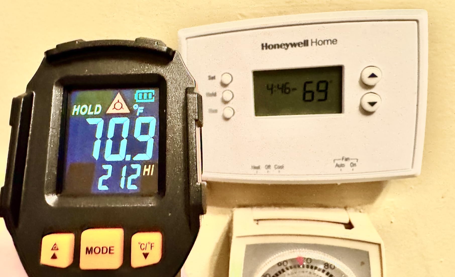 Mecurate Infrared Thermometer Gun -58F to 1112F customer photo 1