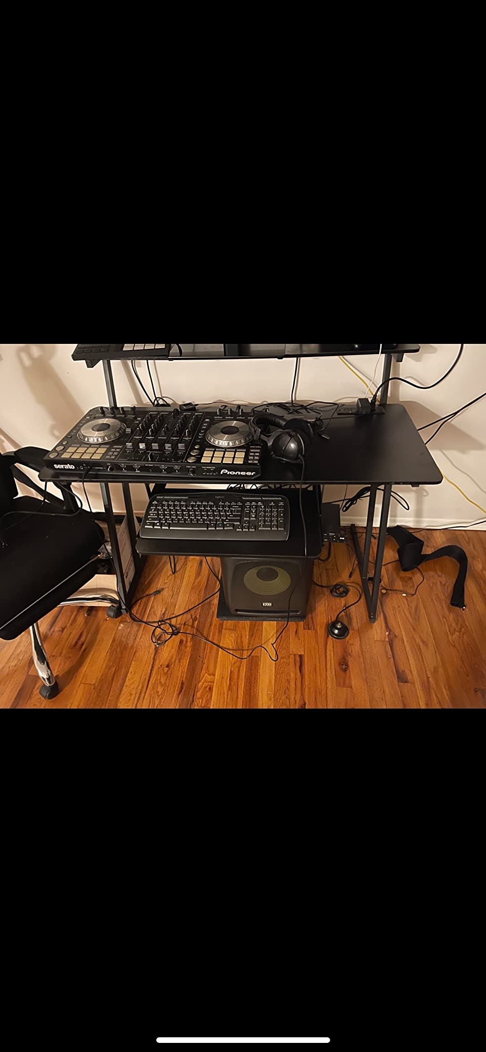 Armocity Music Studio Desk Production Workstation - Recording Studio Desk for Producer with Power Outlet, Studio Workstation for Music Recording, Home Studio Table Desk with Monitor Platforms, 47