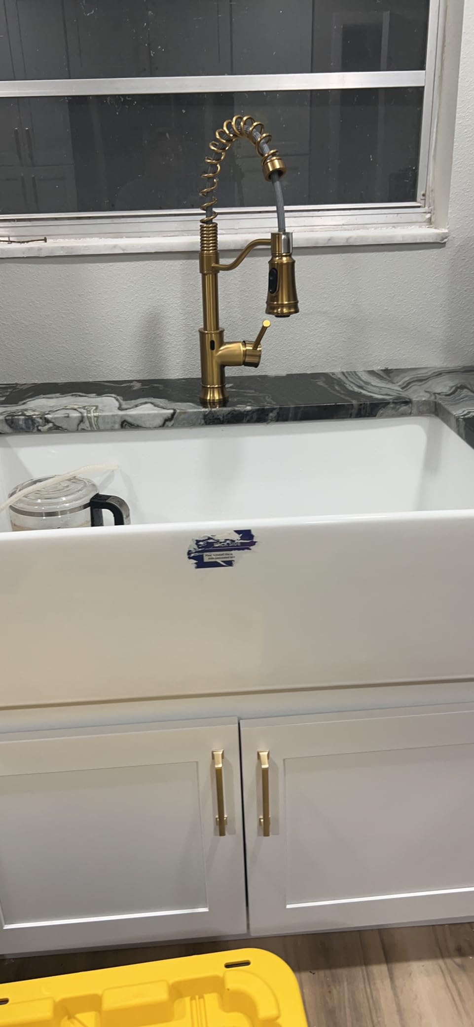 DeerValley White Farmhouse Sink 33 inch, Fireclay Apron Front Farm Kitchen Sink, Single Bowl Deep Drop-in Undermount Reversible Sinks with Grid & Strainer customer photo 2