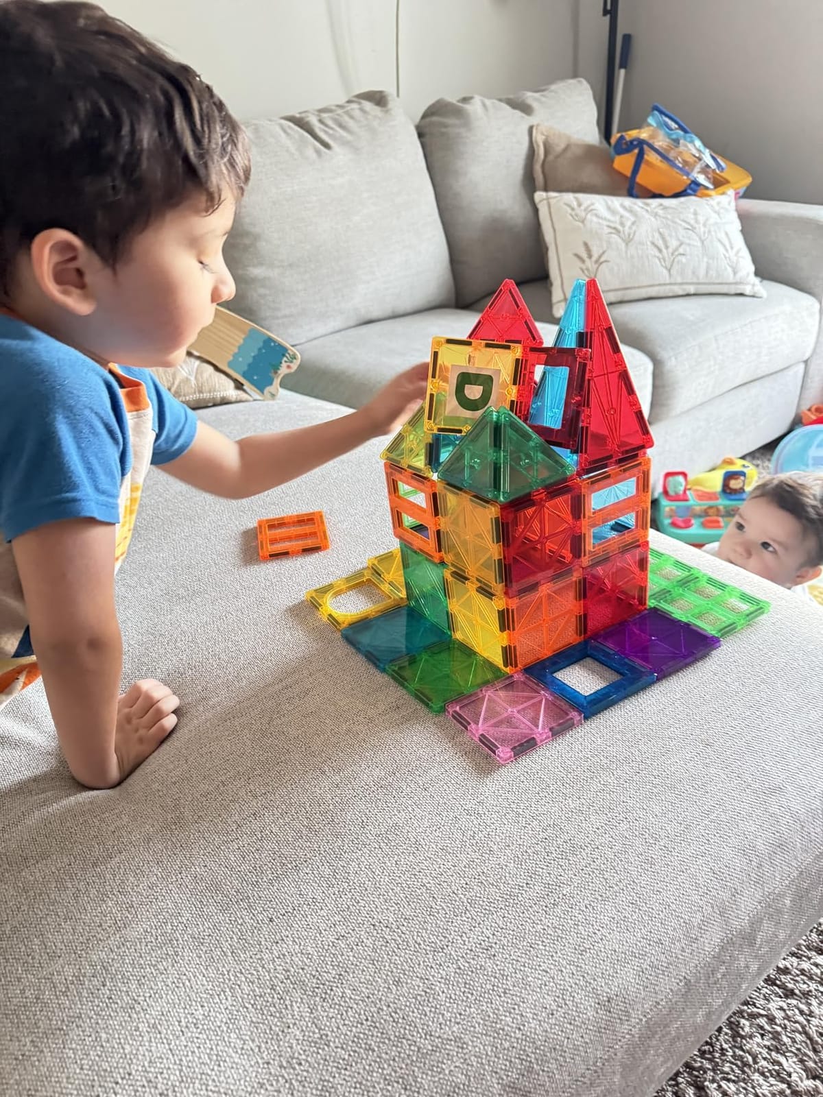 FNJO Magnetic Tiles, 100PCS Building Blocks, STEM Magnets Building Toy Set, Preschool Kindergarten Construction Stacking Toy, School Teacher Supplies, Classroom Must Haves customer photo 2