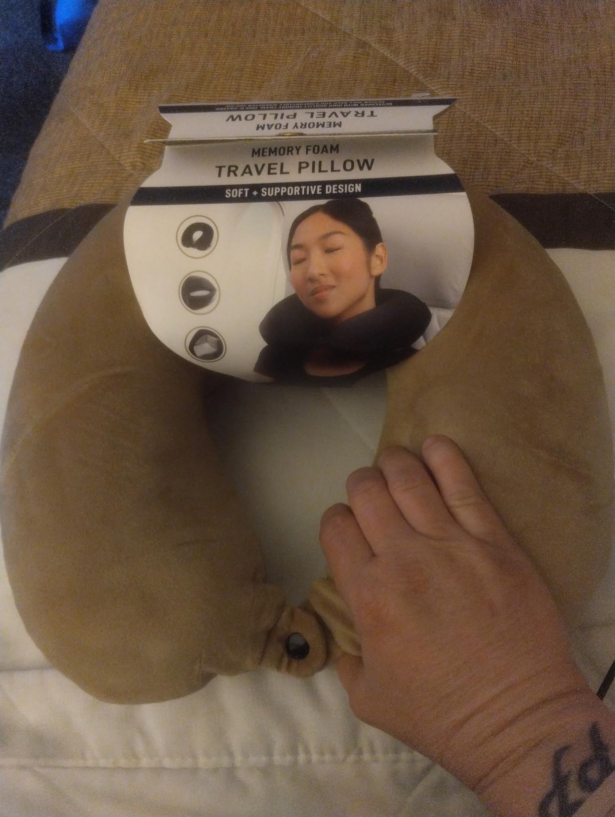 Brookstone Travel Neck Pillow - Lightweight U-Shaped Memory Foam Travel Pillow for Airplane, Car Travels & Sleeping, Blue customer photo 1