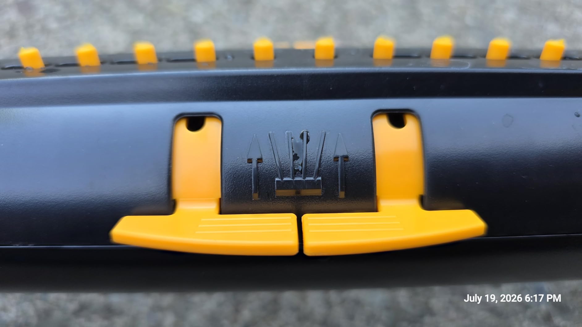 Melnor 65165AMZ XT Turbo Oscillating Sprinkler, 4,500 sq. ft., Quick Connect Bundle, 2-Way Adjustable, Black, Yellow customer photo 2