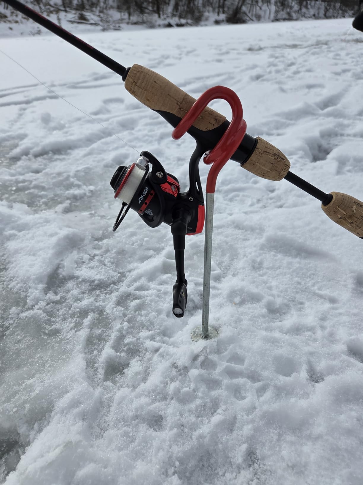 Aventik Ultralight Ice Fishing Rod and Reel Combo 26/28/30/32 inch Medium Light Fast Action customer photo 1