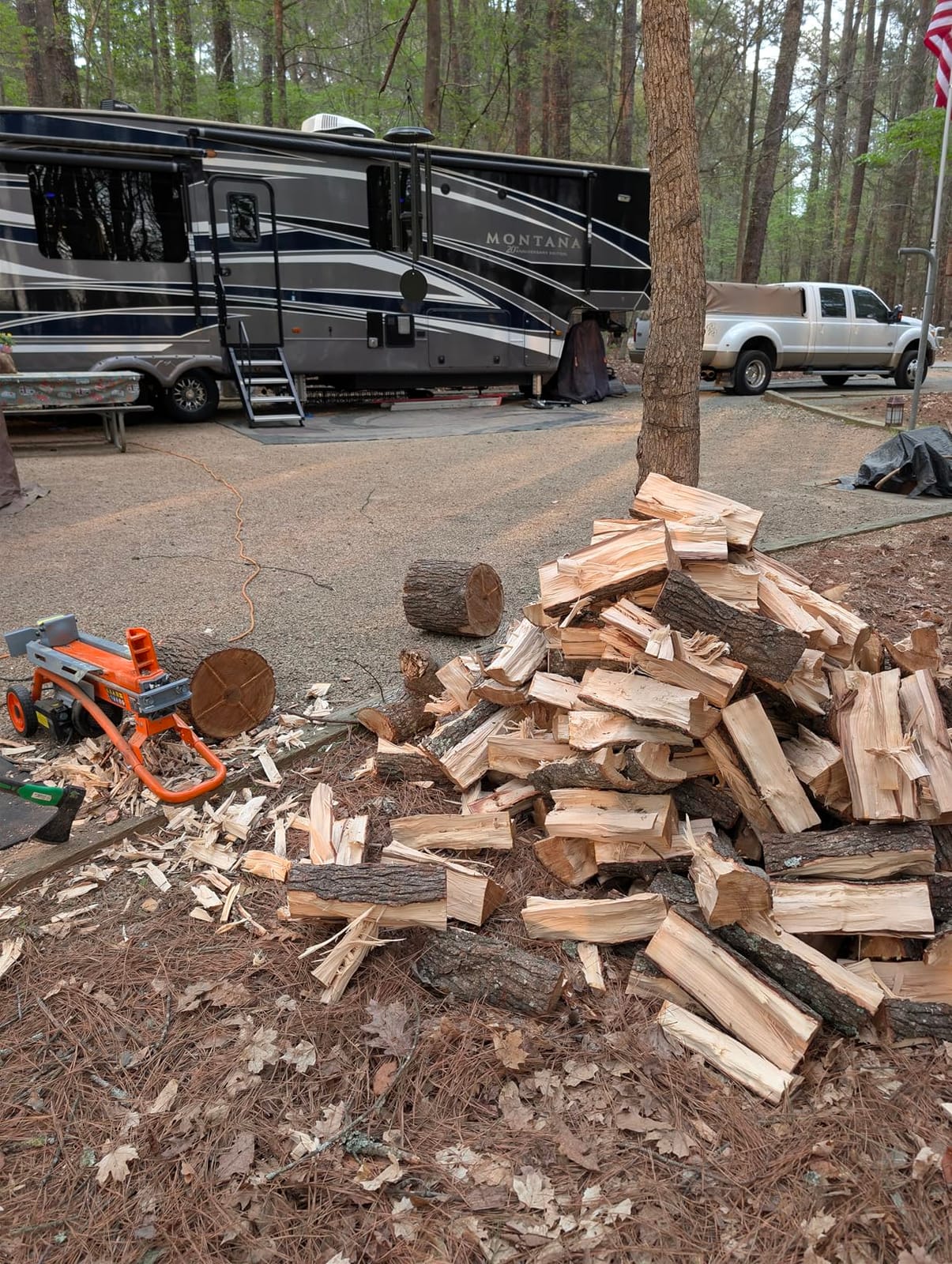 YARDMAX YS0650 6.5 Ton Electric Log Splitter customer photo 2