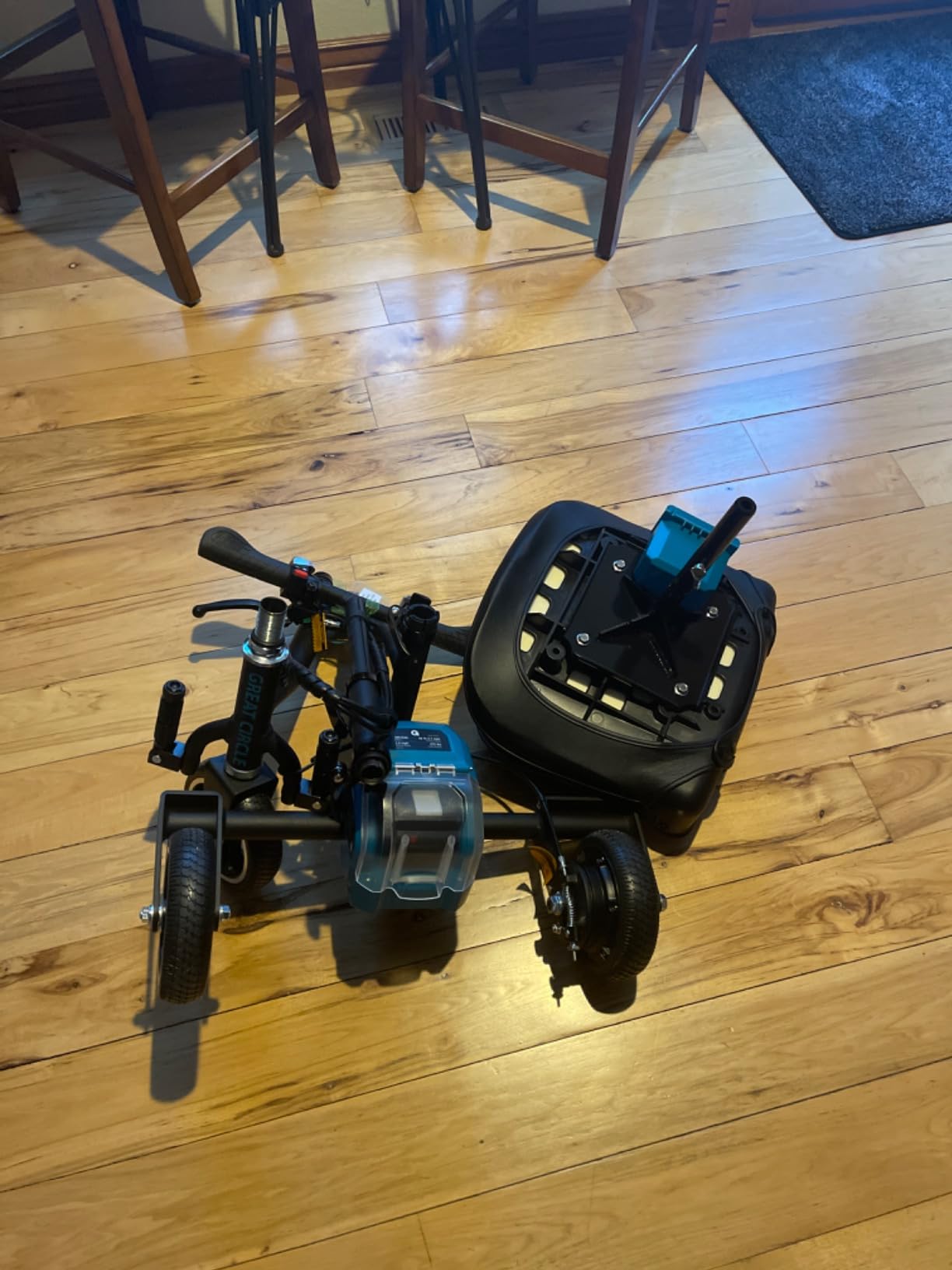 G Mobility Scooter - 3 Wheels, 35 lb Folding Aluminum Frame, Anti-Tip Footrests, Includes (1) 48V 2Ah Li-Ion Battery and Charger, Supports 275 lbs, Airline Friendly customer photo 2