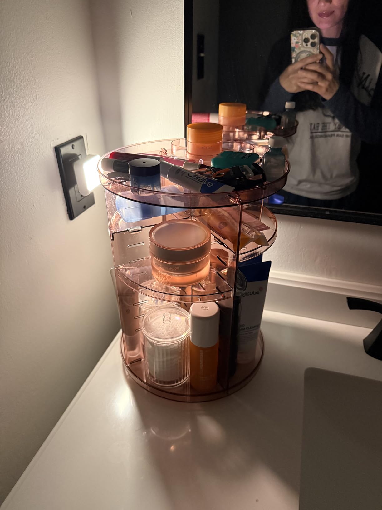 Rotating Makeup Organizer, DIY 8 Adjustable Layers Spinning Skincare Storage, Cosmetic Display Case with Brush Holder and Perfume Tray, Multi-Function Vanity Bathroom Countertop Organizer Clear customer photo 2